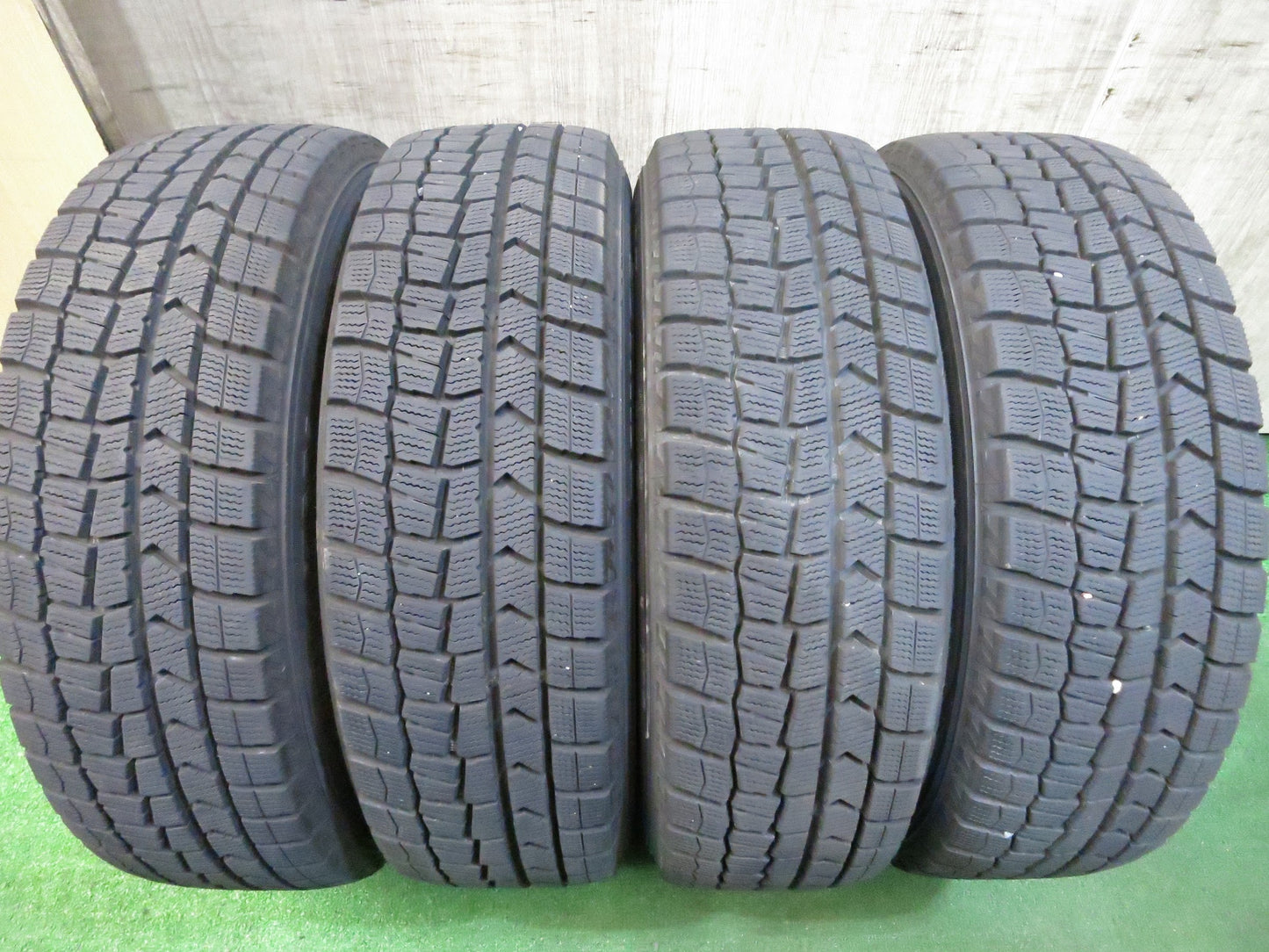 [送料無料]バリ溝！19年！キレイ！9.5分★スタッドレス 175/65R15 ダンロップ ウインターマックス WM02 ZELERNA 社外 アルミ 15インチ PCD100/4H★3022002Hス