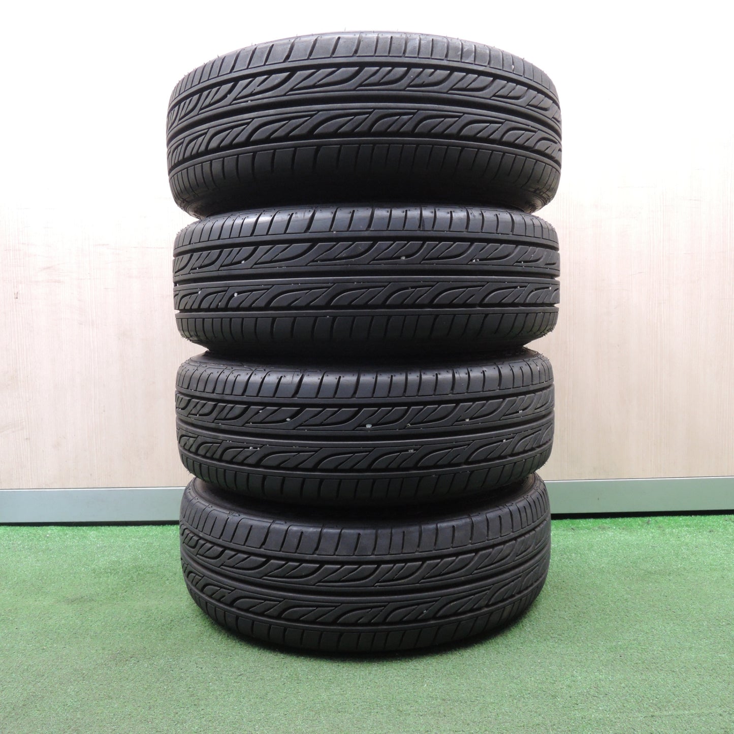 *送料無料* バリ溝！22年！キレイ！8.5分★WORK Equip EQ4/N 165/50R15 グッドイヤー イーグル LS2000 hybrid2 ワーク エクイップ PCD100/4H★4021607NJノ