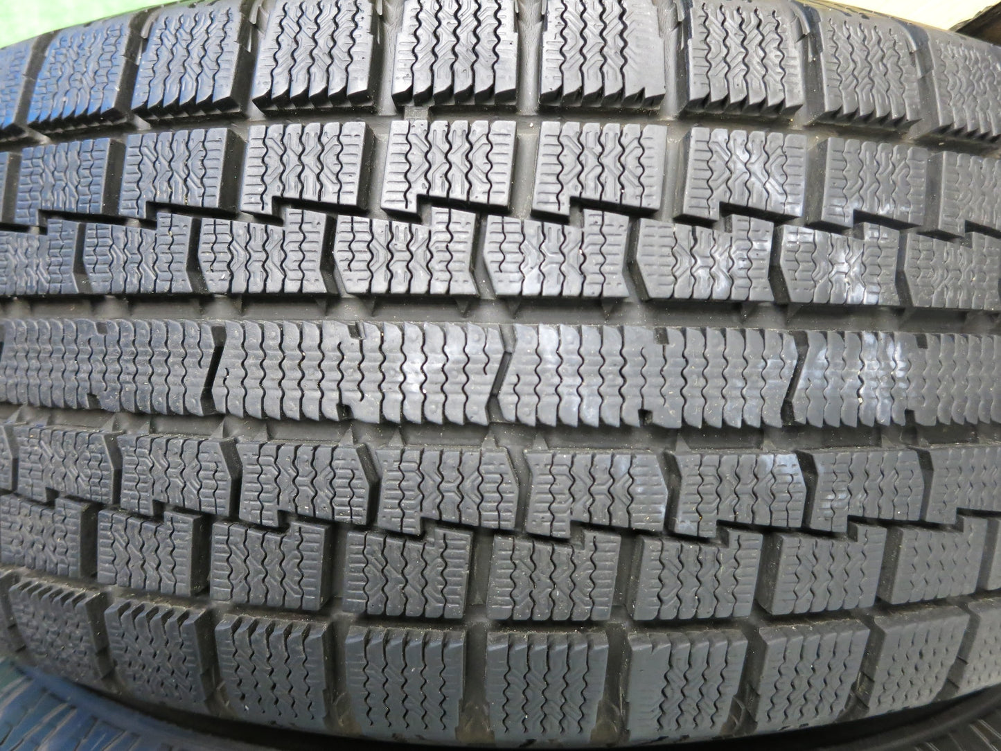 [送料無料]バリ溝！18年！キレイ！ほぼ10分★トヨタ 60系 ヴォクシー 純正 195/65R15 スタッドレス ice FRONTAGE アイスフロンテージ PCD114.3/5H★2111804Hス