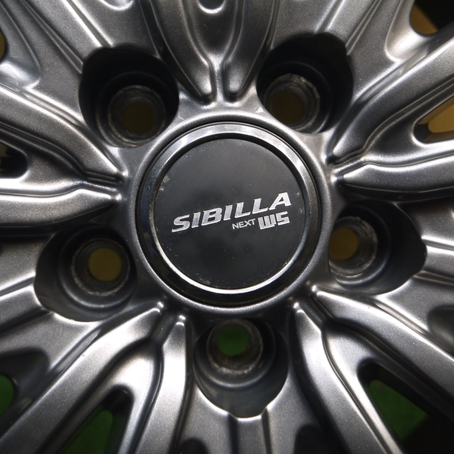 *送料無料*バリ溝！キレイ！9.5分★プリウス等 195/65R15 スタッドレス ヨコハマ アイスガード iG50 プラス SIBILLA NEXT W5 15インチ PCD100/5H★4012705クス