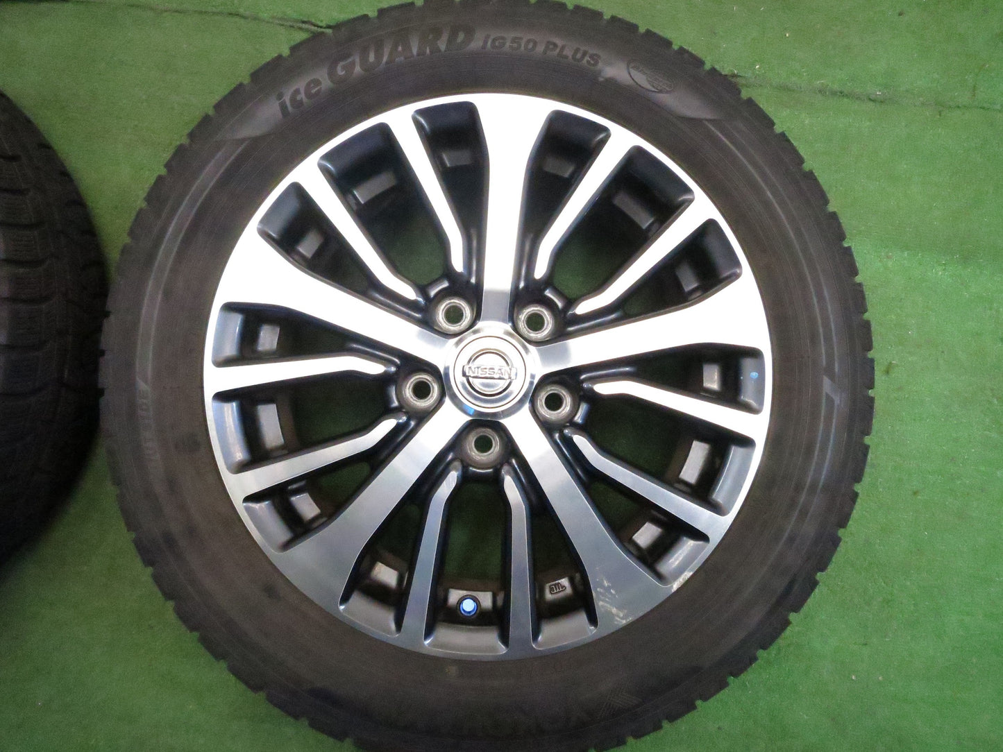 [送料無料]バリ溝！9分★日産 C26 セレナ ハイウェイスター 純正 195/60R16 スタッドレス ヨコハマ アイスガード iG50 プラス 16インチ PCD114.3/5H★3020306Hス
