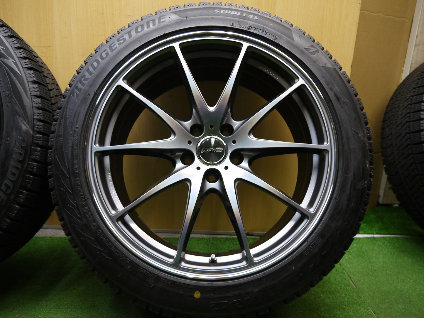 [送料無料]バリ溝！18年！キレイ！9.5分★RAYS VR G25 鍛造 スタッドレス 245/45R19 レイズ ブリヂストン ブリザック VRX2 PCD112/5H★2022606ヤス