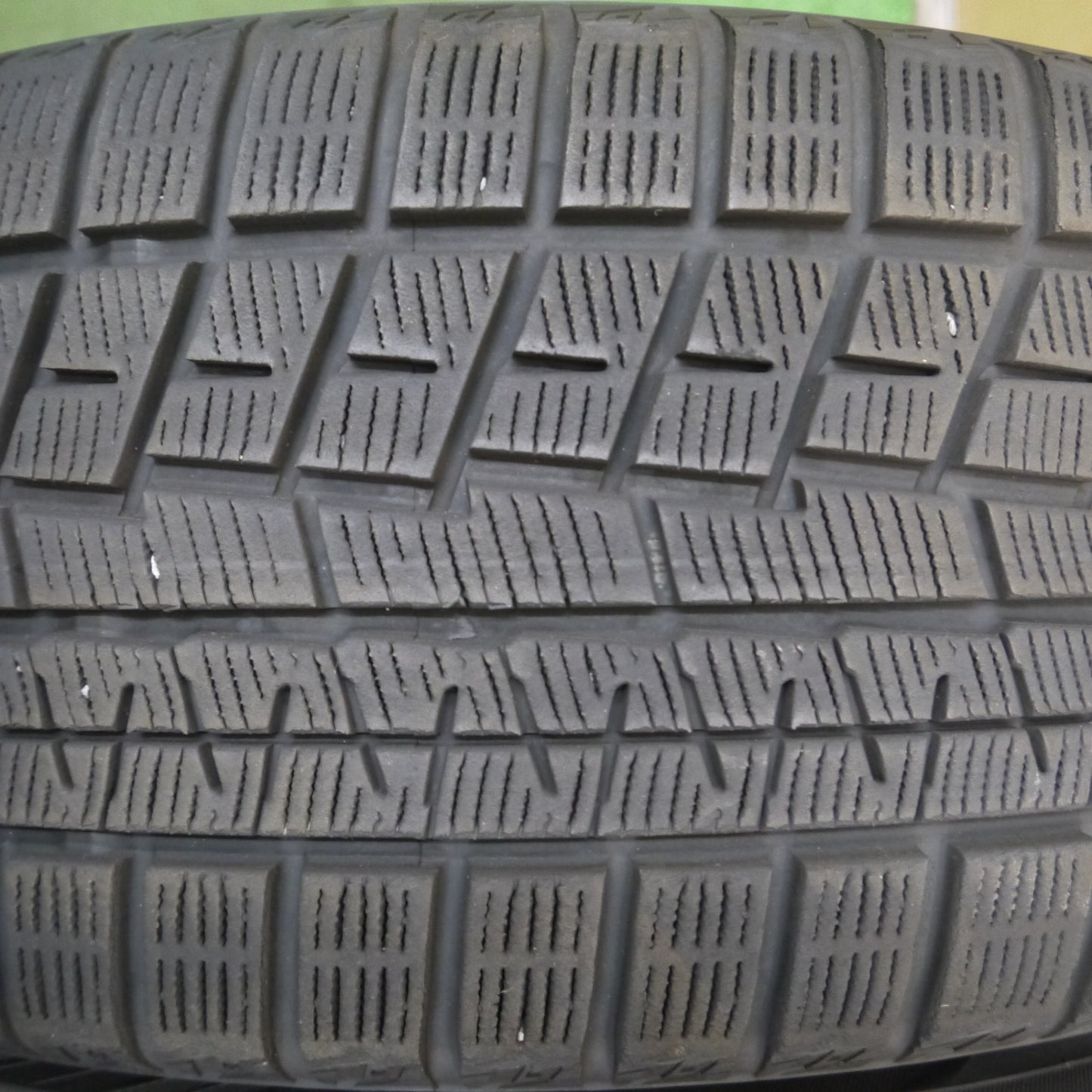 *送料無料* バリ溝！20年！キレイ！9分★ベンツ W213 Eクラス 純正 225/55R17 スタッドレス ヨコハマ アイスガード iG60 17インチ PCD112/5H★4020204Hス