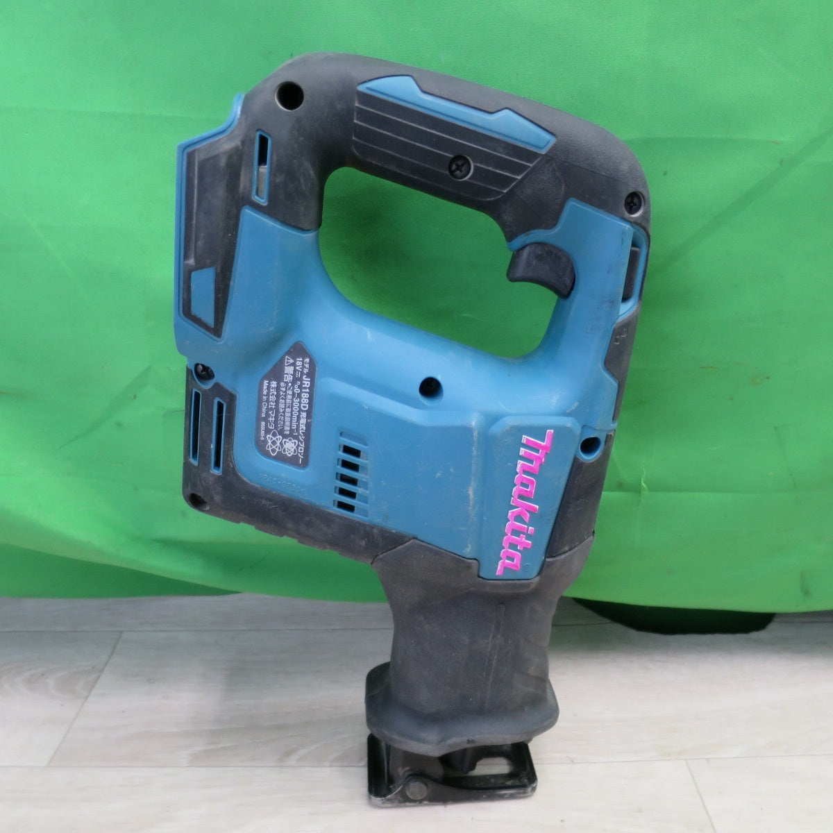 [送料無料] ☆マキタ 充電式 レシプロソー JR188D 電動 工具 makita☆