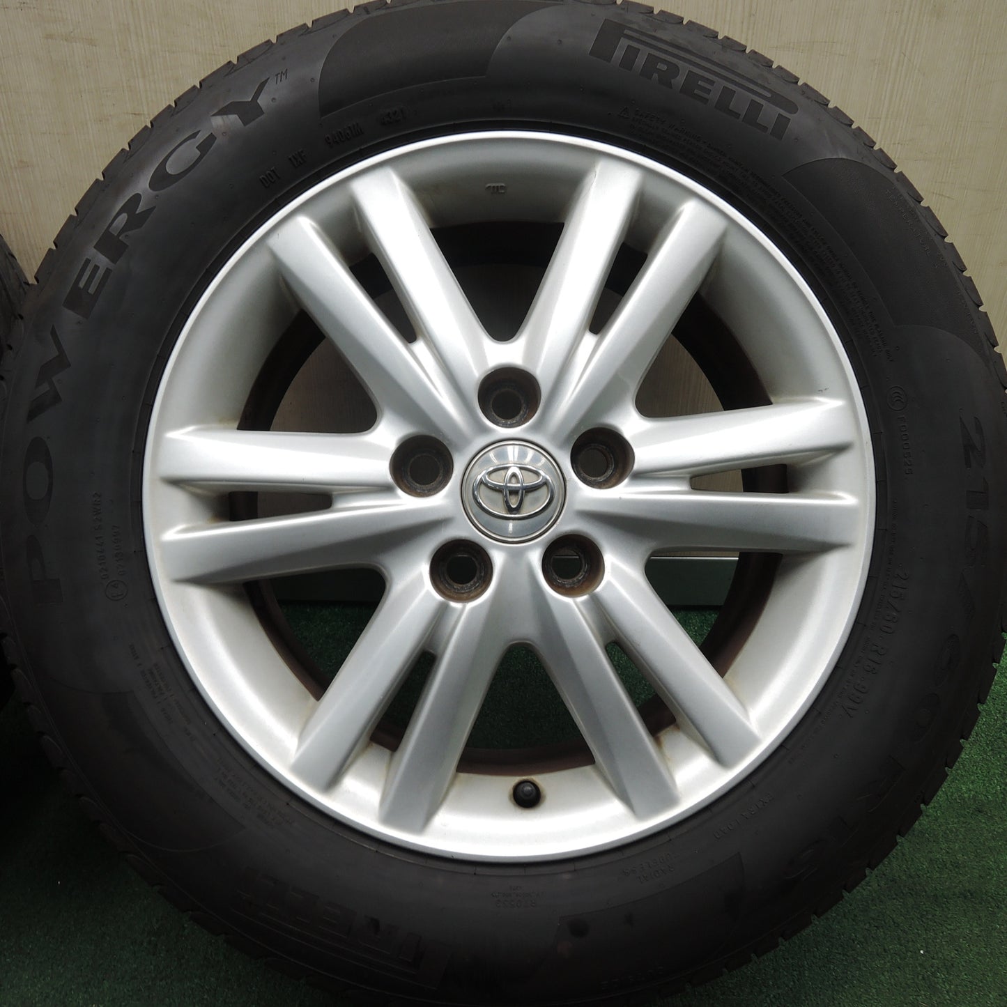 *送料無料* バリ溝！21年！8.5分★トヨタ マークX 純正 215/60R16 ピレリ パワジー 16インチ PCD114.3/5H★4021716HAノ
