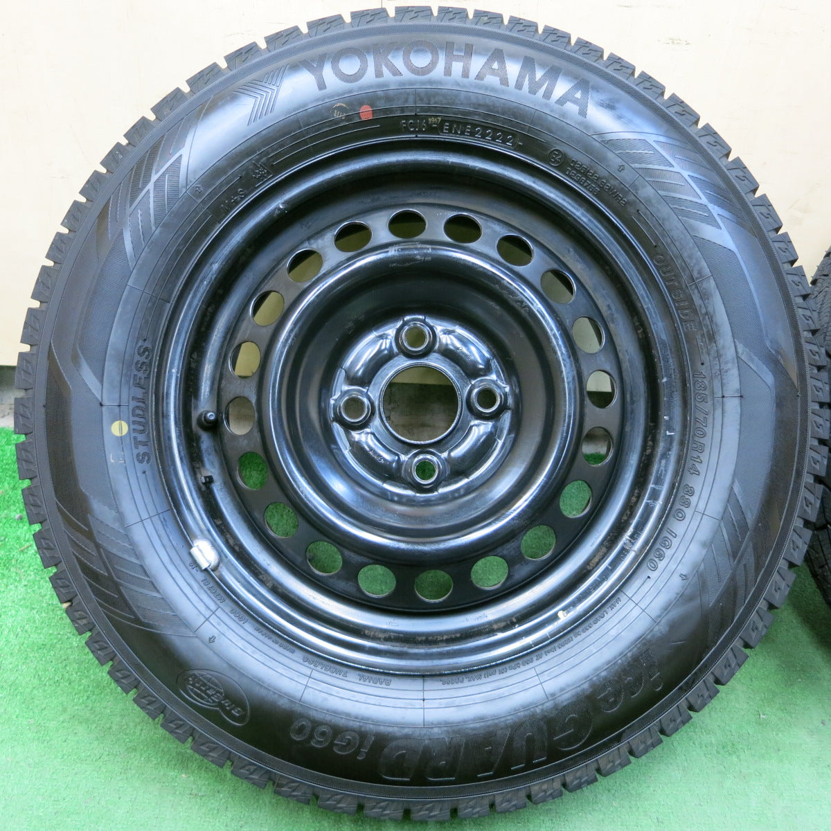 *送料無料*超バリ溝！22年！ほぼ10分★ホンダ フリード 純正 スチール 185/70R14 スタッドレス ヨコハマ アイスガード iG60 14インチ PCD100/4H★3102509イス