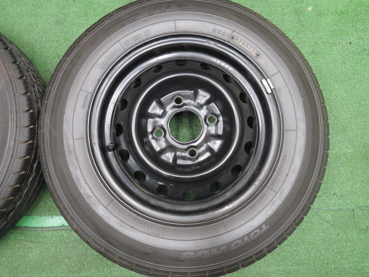 [送料無料]バリ溝！9.5分★日産 バネット 純正 スチール 165/80R14 91/90N トーヨー H05 14インチ PCD114.3/4H★3110202HAノ