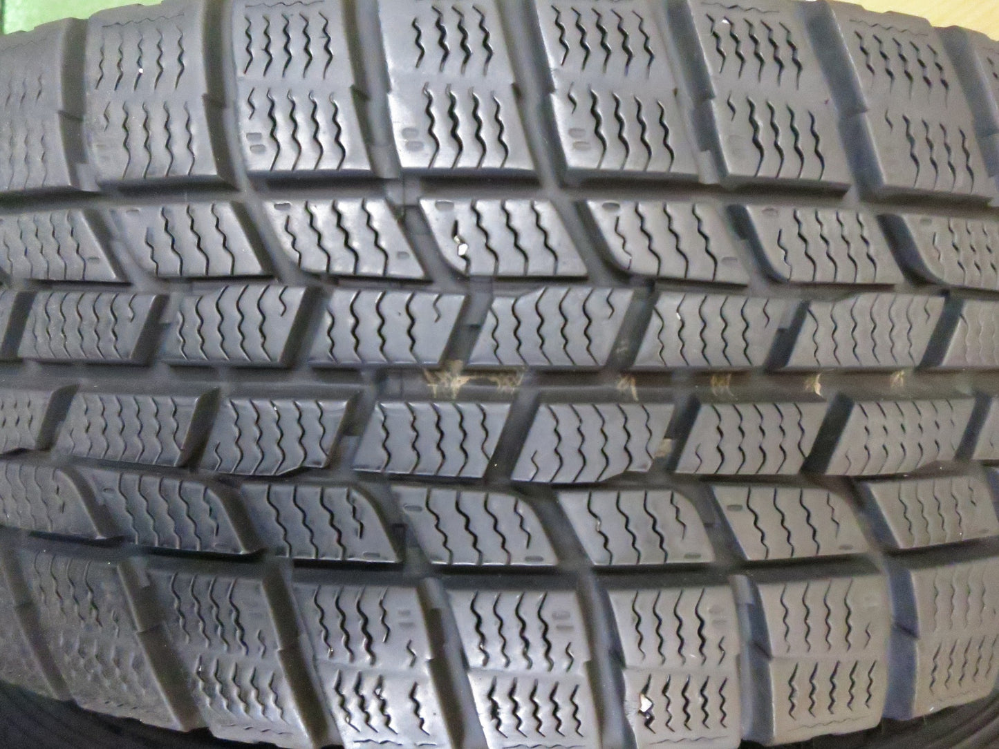 [送料無料]キレイ★スタッドレス 185/60R15 グッドイヤー アイスナビ6 ravrion LUMIERE ラブリオン 15インチ PCD100/4H★3020314Hス
