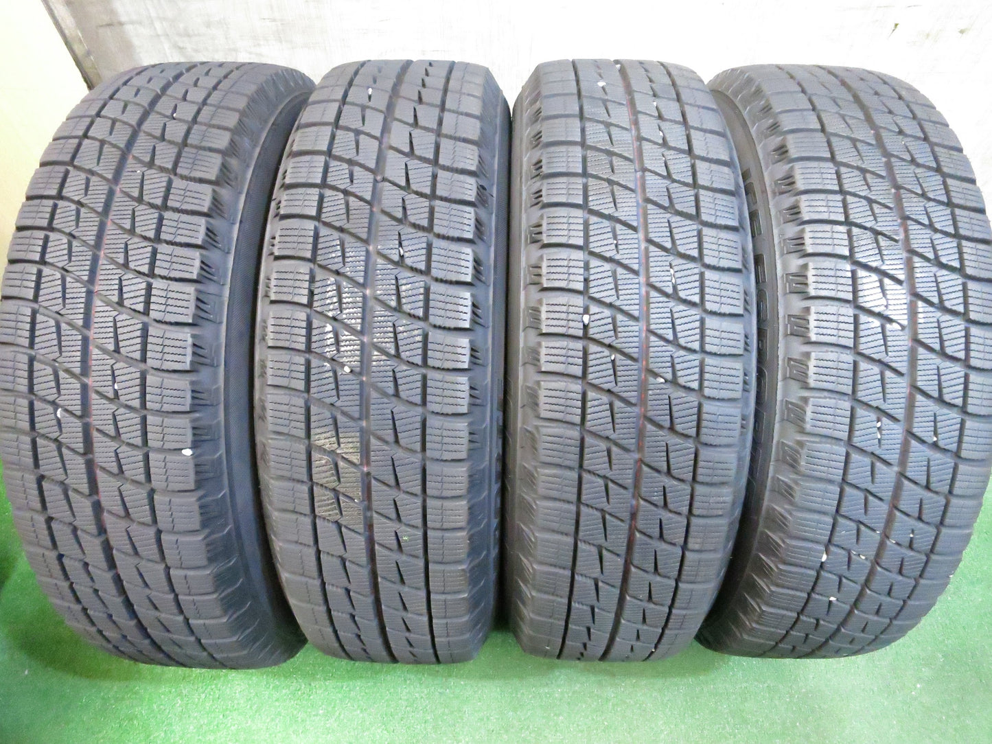 [送料無料]バリ溝！キレイ！9分★スタッドレス 175/65R15 アイスエスポルテ SEIN ザイン 15インチ PCD100/4H★3011711Hス