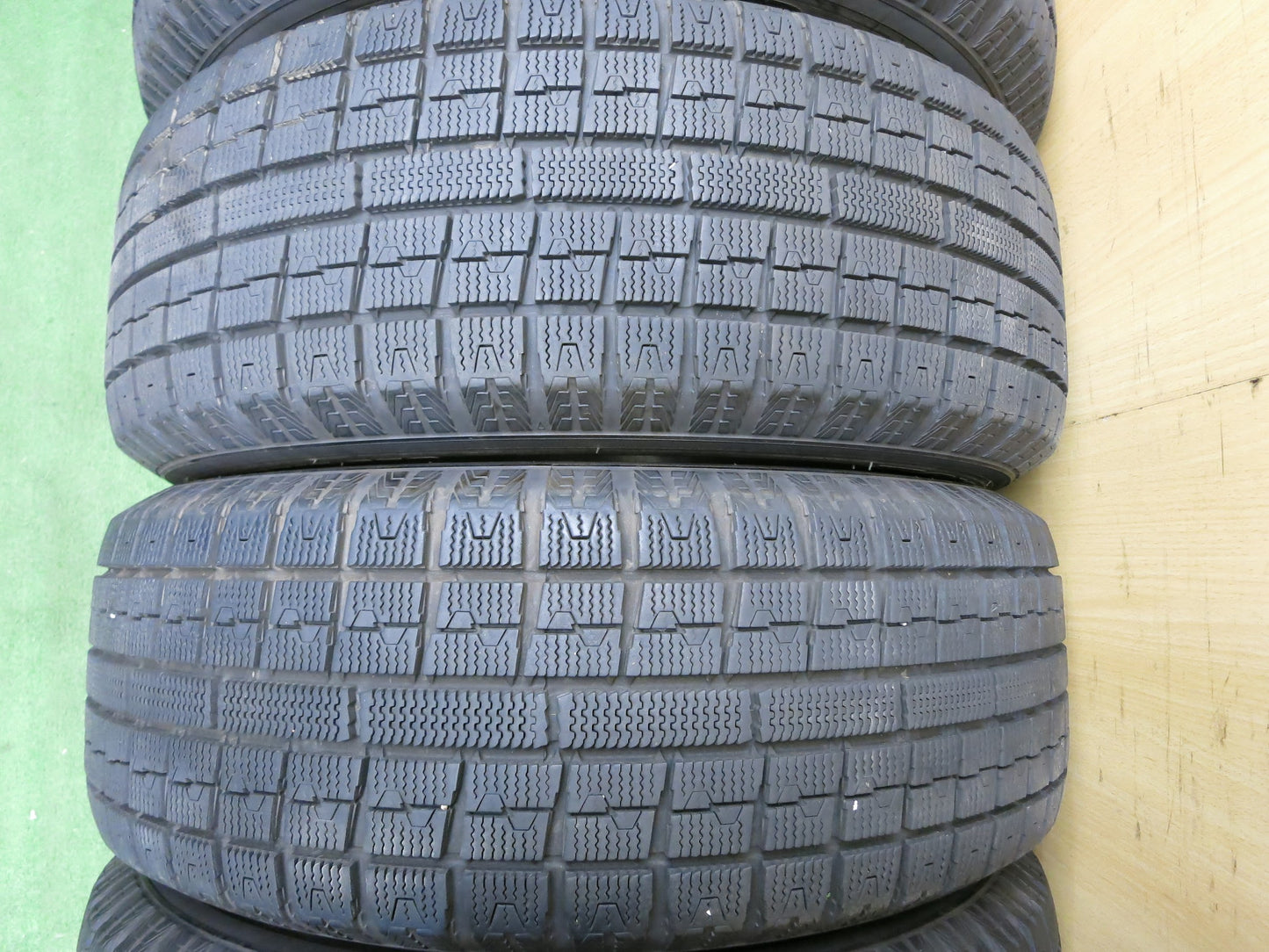 [送料無料]バリ溝！18年！キレイ！9.5分★スタッドレス 215/60R16 トーヨー ガリット G5 Devotion デボーション 16インチ PCD114.3/5H★2112506Hス