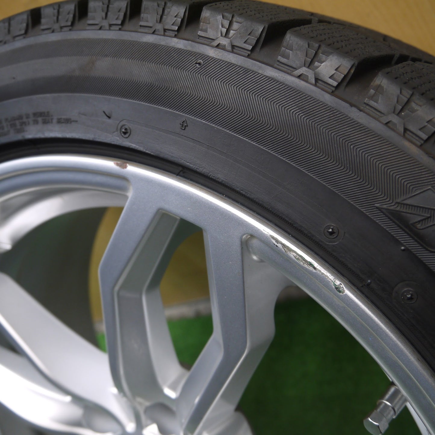 [送料無料]4本価格★BMW アウディ 等 AGA 245/45R18 スタッドレス TAS ブリヂストン ブリザック RFT 18インチ PCD112/5H★3070311Hス