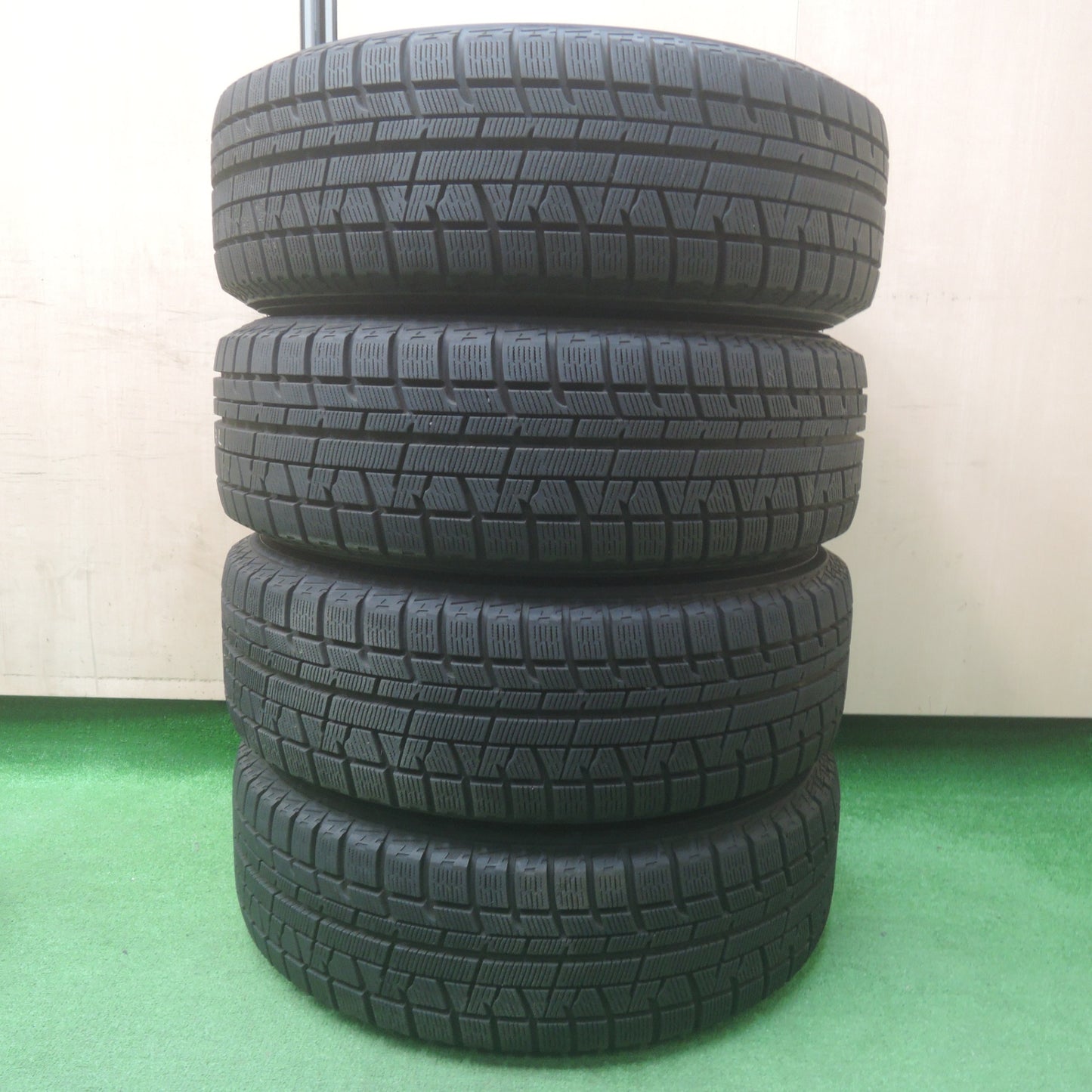 *送料無料*バリ溝！キレイ！ほぼ10分★スタッドレス 205/65R15 ヨコハマ アイスガード iG50 プラス TEAD テッド 15インチ PCD114.3/5H★4011903SYス