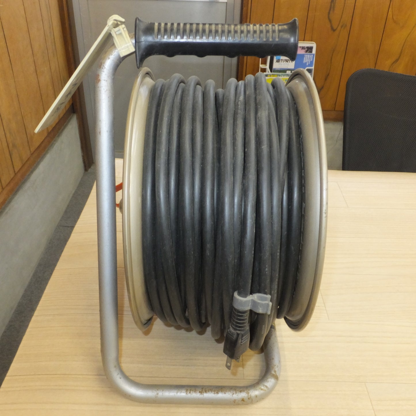[送料無料] ★畑屋製作所 HATAYA ハタヤ サンタイガーリール GT-50型　有効長 49m　VCT2心×2.0mm2×50m★