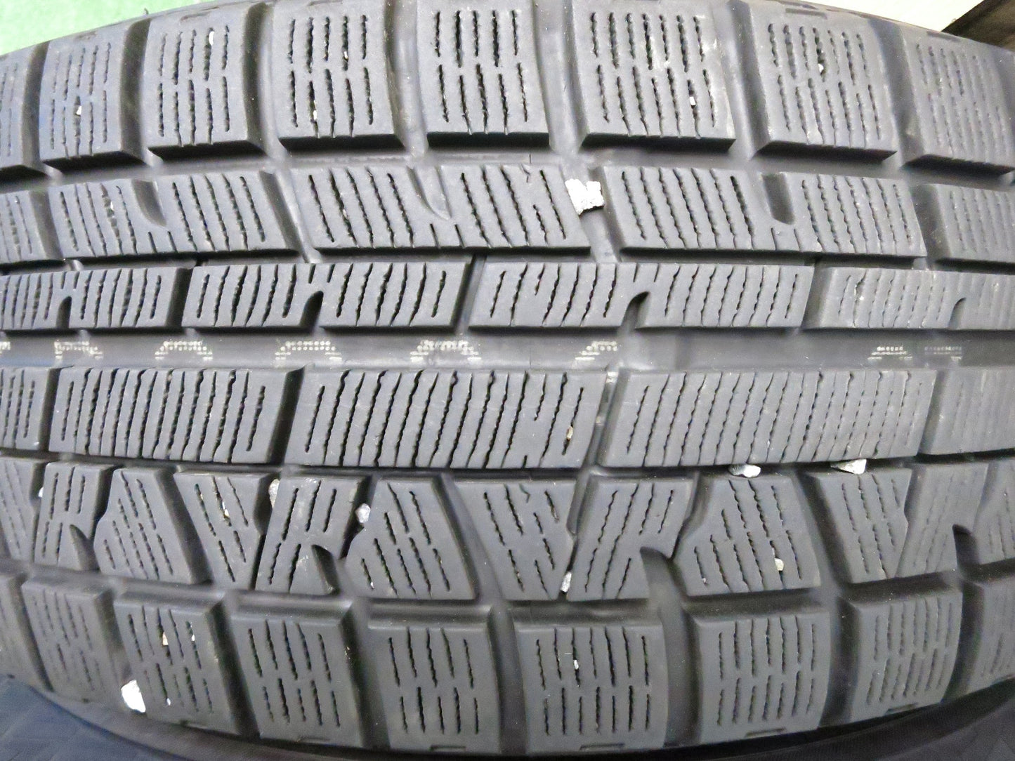 [送料無料]バリ溝！19年！キレイ！9.5分★スタッドレス 215/60R16 ヨコハマ アイスガード iG50 プラス SEIN ザイン 16インチ PCD114.3/5H★3011101Hス