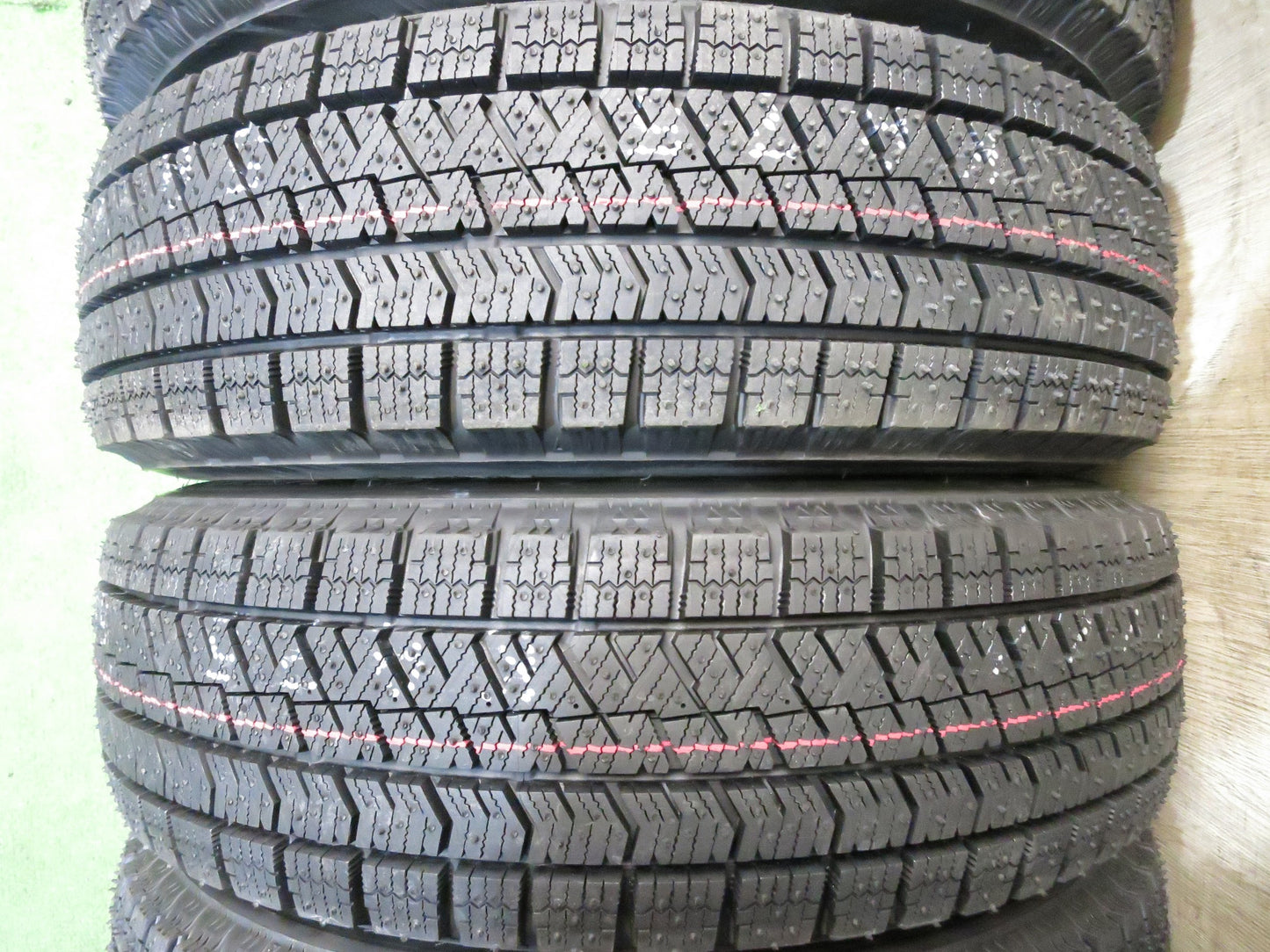 [送料無料]未使用！22年★スタッドレス 155/65R14 ブリヂストン ブリザック VRX2 ZAMIK TITO 社外 アルミ 14インチ PCD100/4H★2122106Hス