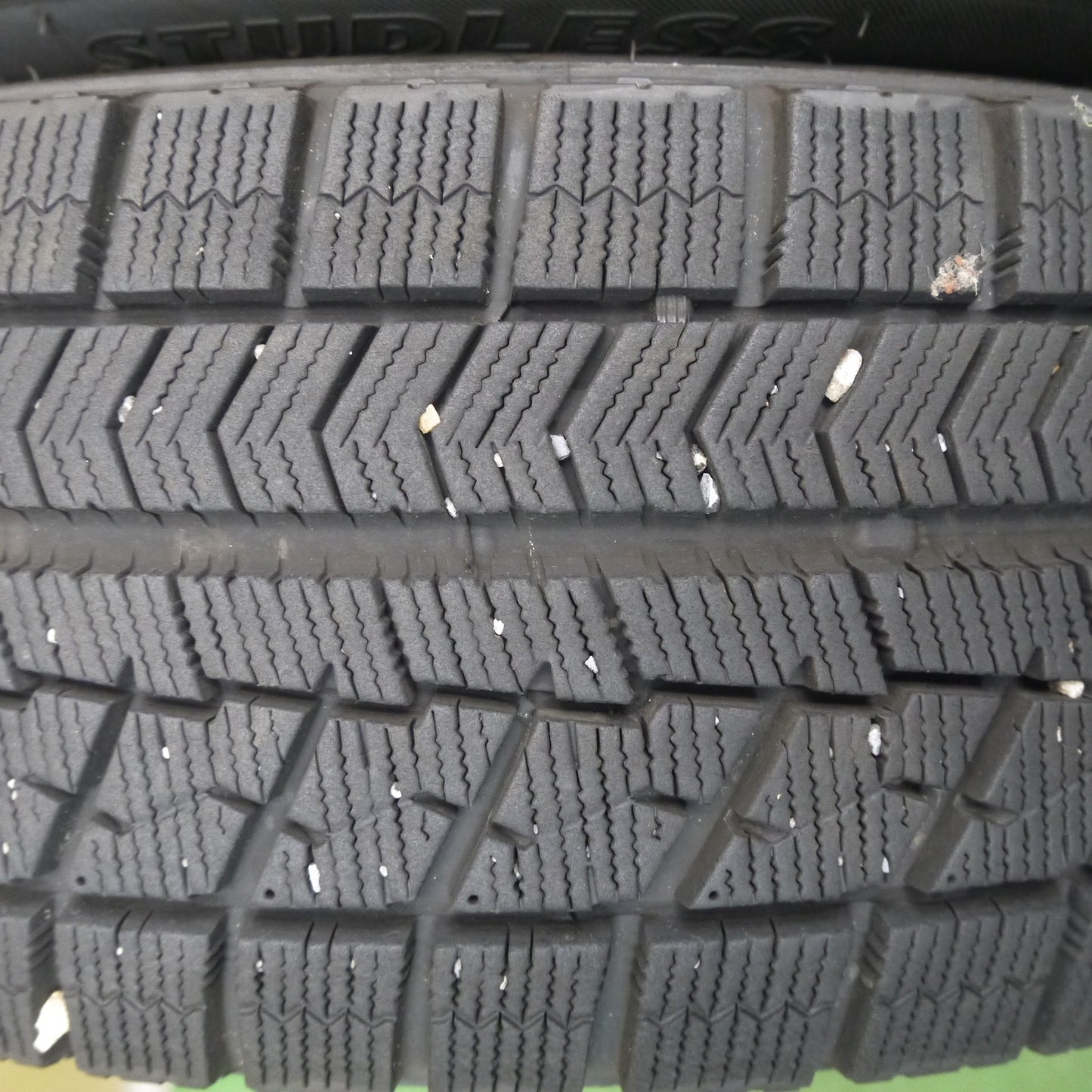 [送料無料]バリ溝！19年！キレイ！8.5分★ホンダ フリード 純正 Modulo 185/70R14 スタッドレス ブリヂストン ブリザック VRX 14インチ PCD100/4H★3070802KAス