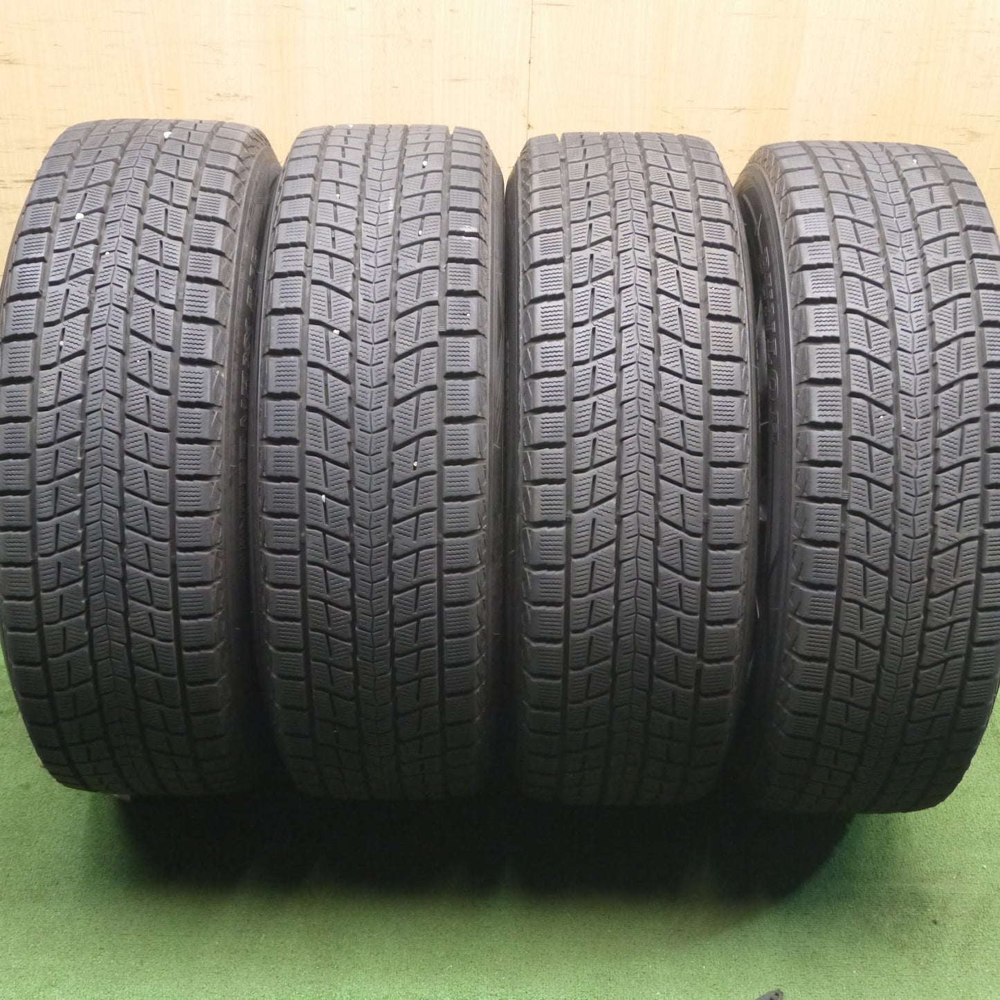 [送料無料]バリ溝！19年！キレイ！9分★レクサス NX バージョンL 純正 225/60R18 スタッドレス ダンロップ ウインターマックス SJ8 PCD114.3/5H★3071701KKス