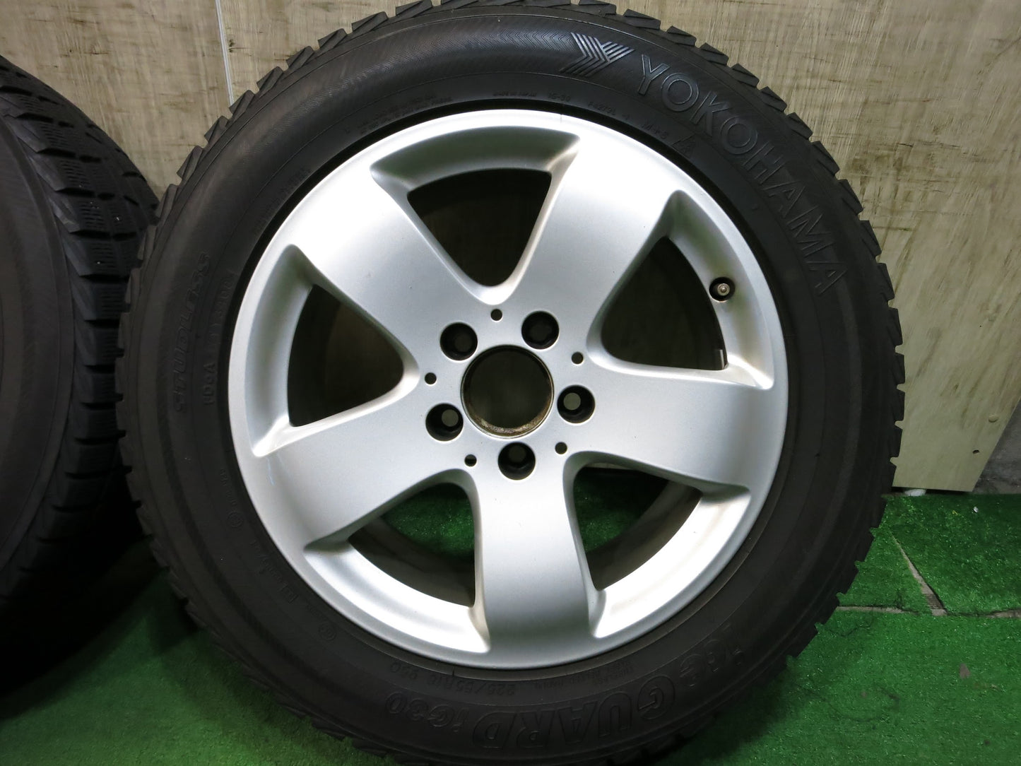 [送料無料]4本価格★ベンツ Eクラス W211 純正 225/55R16 スタッドレス ヨコハマ アイスガード iG30 16インチ PCD112/5H★★2120205Hス