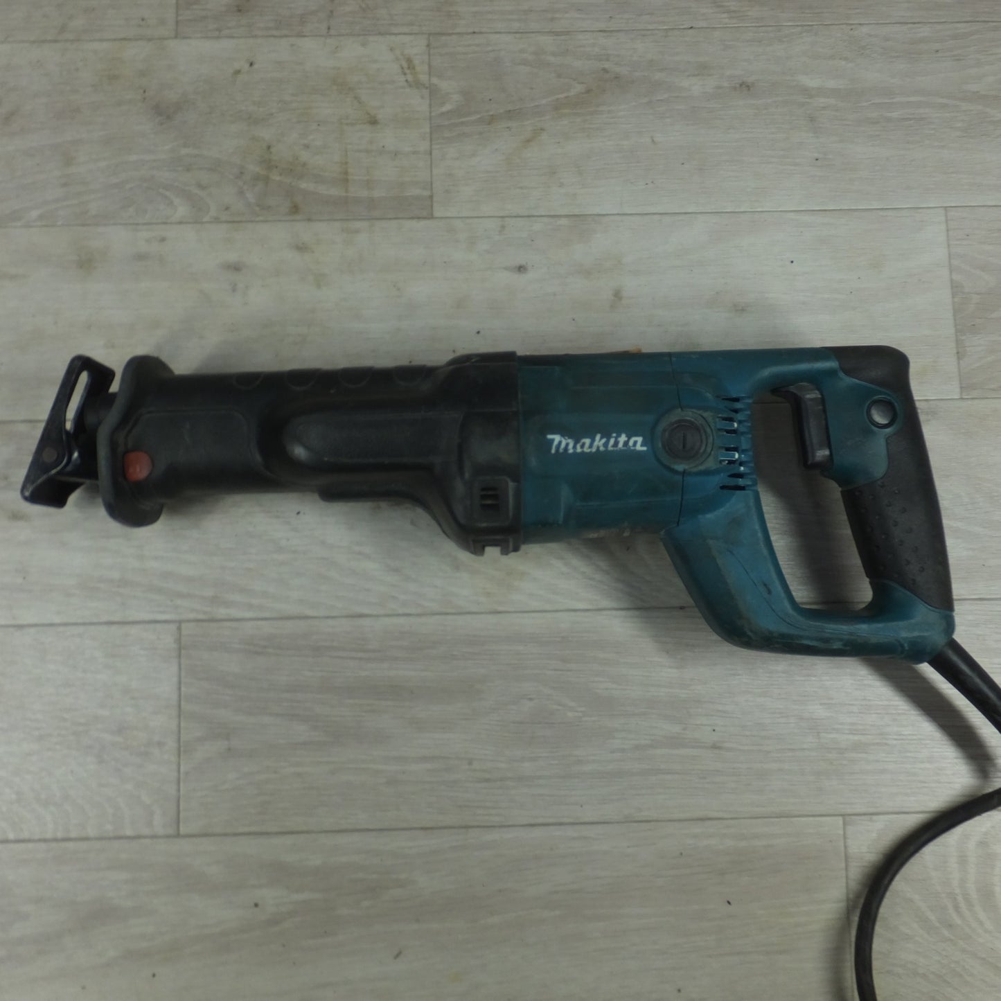 [送料無料] ◆makita マキタ レシプロソー JR3050T セーバソー 無段変速 切断機 電動工具 100V 50/60Hz◆