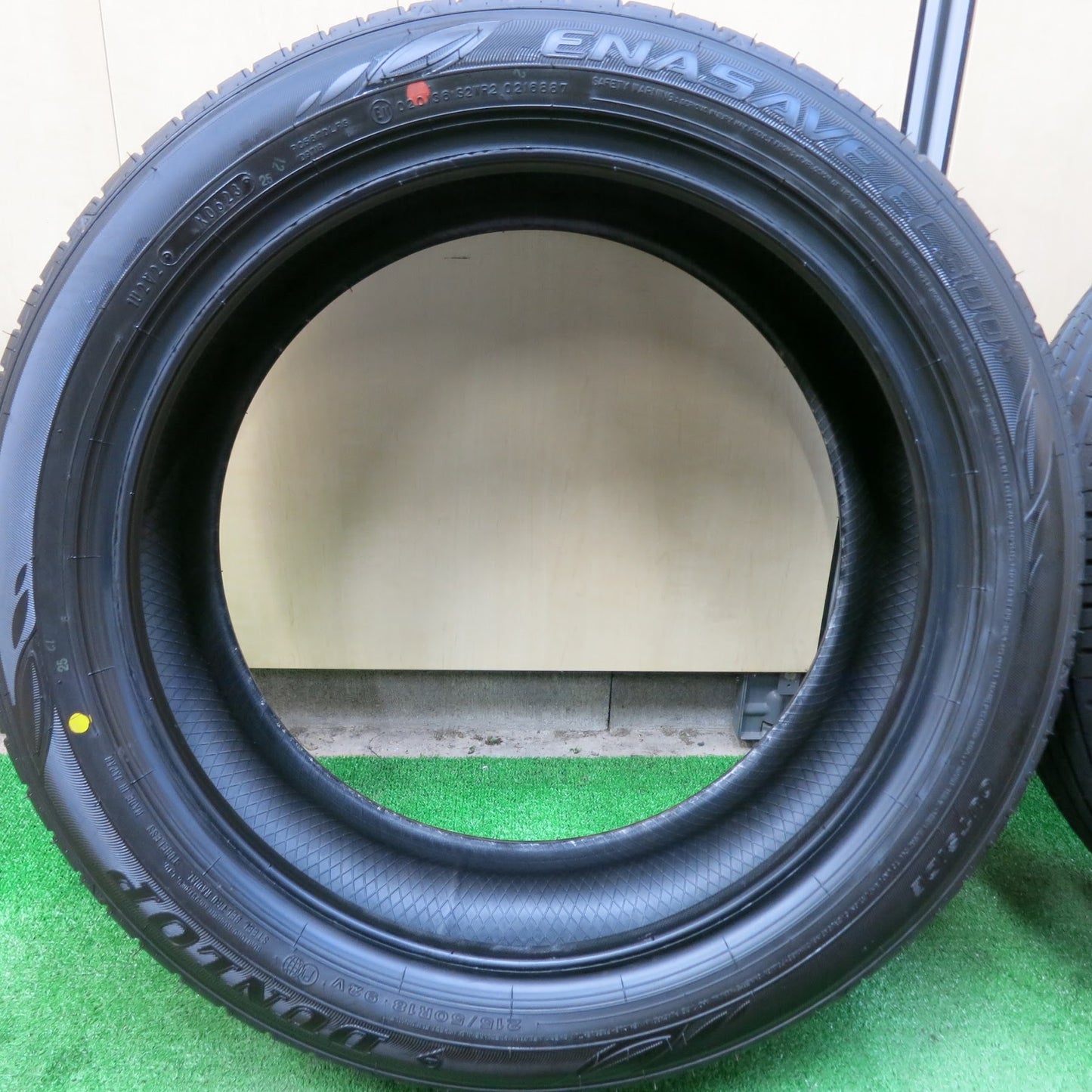[送料無料]新車外し！23年★215/50R18 ダンロップ エナセーブ EC300+ タイヤ 18インチ ヤリスクロス CX-3 等★3031808ヒノタ