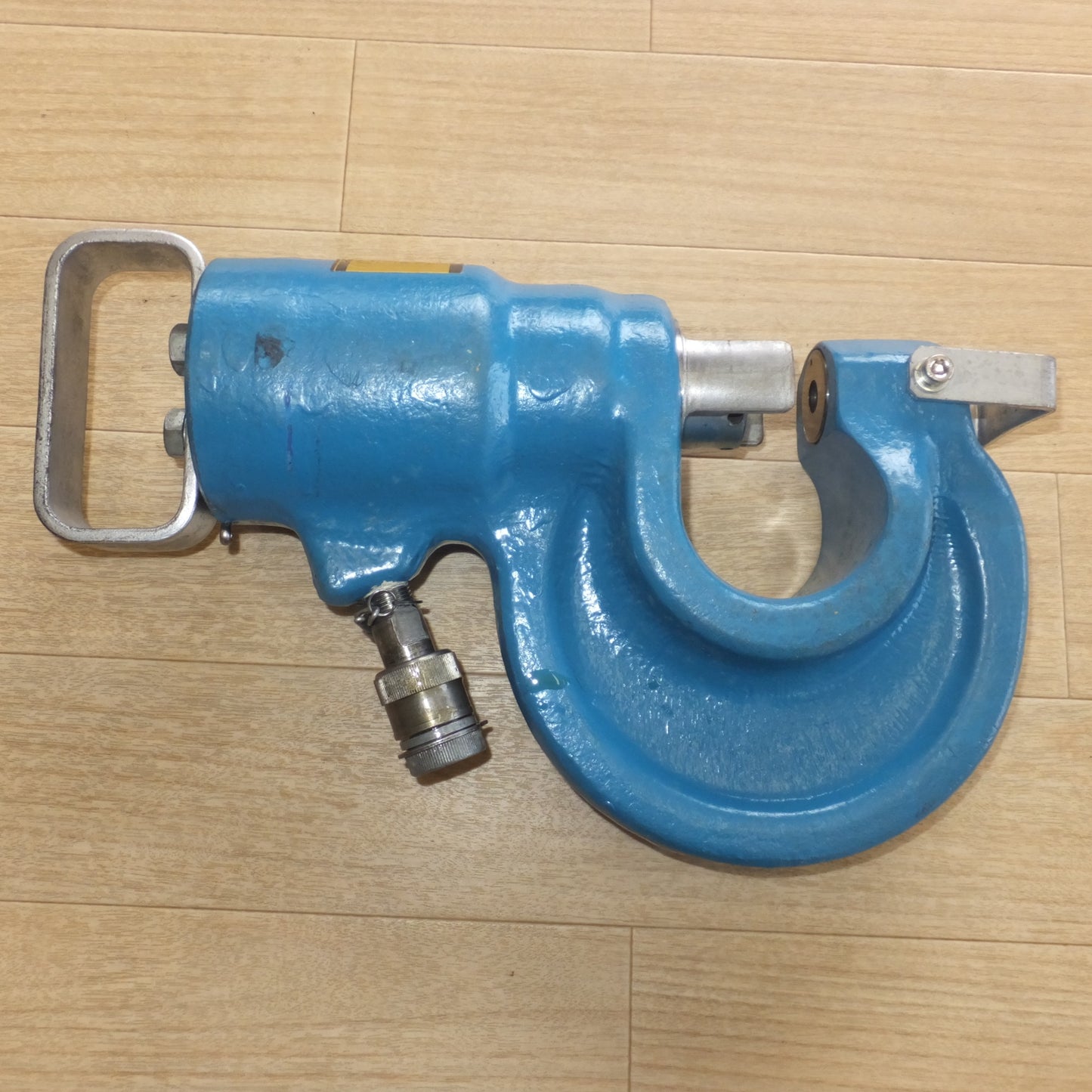 [送料無料] ★泉精器 IZUMI パンチャー SH-70　一般工具 油圧式アングルパンチャ 油圧ヘッド分離式★