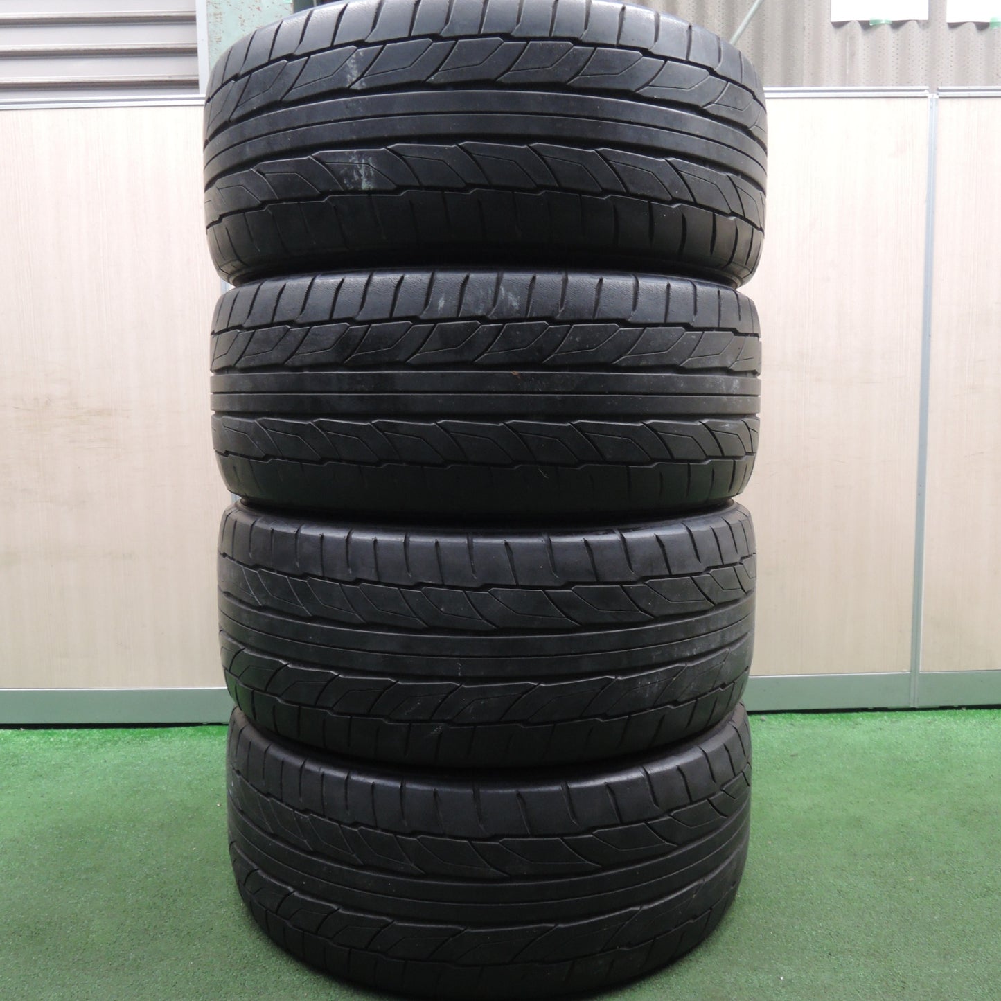 *送料無料* キレイ★WORK EMOTION WFT EMT-T7R 235/45R17 ニットー NT555 G2 ワーク エモーション PCD114.3/5H★4021206HAノ