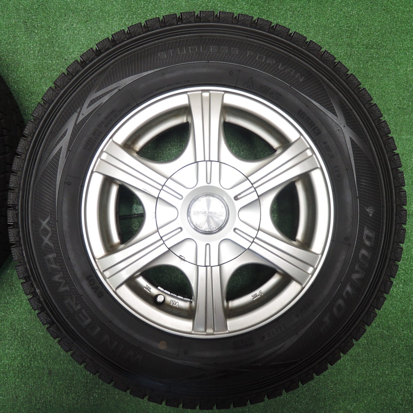 [送料無料]バリ溝！9.5分★スタッドレス 165R13 8PR ダンロップ ウインターマックス SV01 WAREN HOT STUFF ヴァーレン 13インチ PCD114.3/5H★3092402NJス
