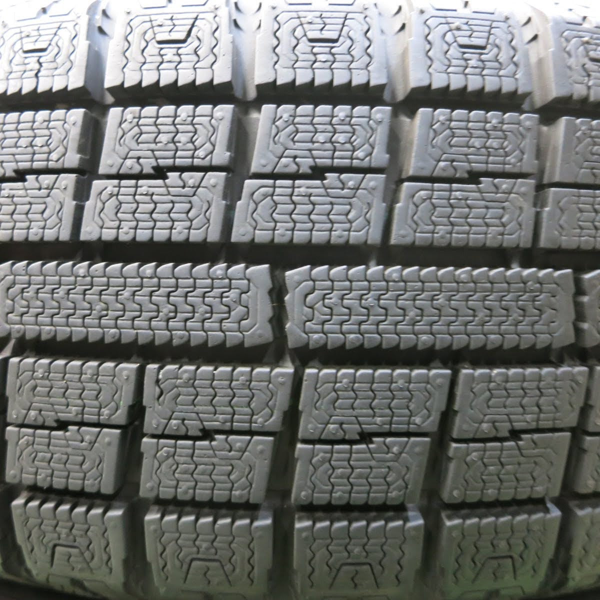[送料無料]超バリ溝！19年！キレイ！ほぼ10分★BMW MINI ミニ 純正 175/65R15 スタッドレス トーヨー ガリット G5 15インチ PCD100/4H★3081006イス