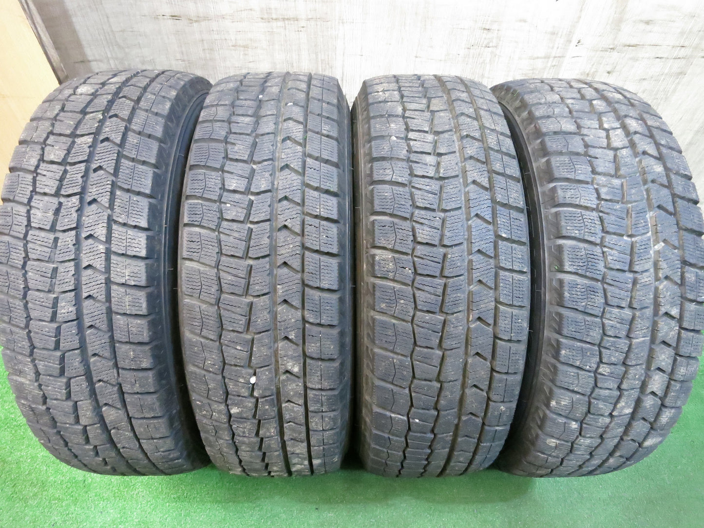 [送料無料]超バリ溝！21年！キレイ！ほぼ10分★スタッドレス 195/65R15 ダンロップ ウインターマックス WM02 ravrion ラブリオン PCD114.3/5H★2121416Hス