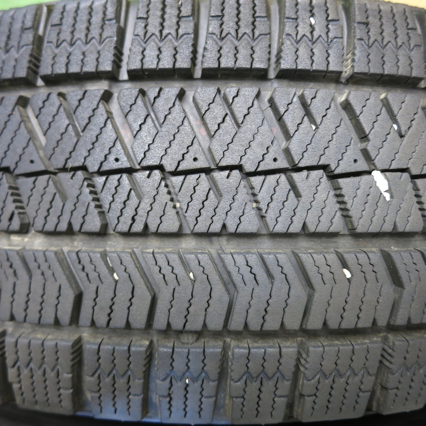 [送料無料]バリ溝！キレイ！9分★スタッドレス 185/65R15 ブリヂストン ブリザック VRX2 ECO FORME エコフォルム 15インチ PCD100/4H★3061301Hス