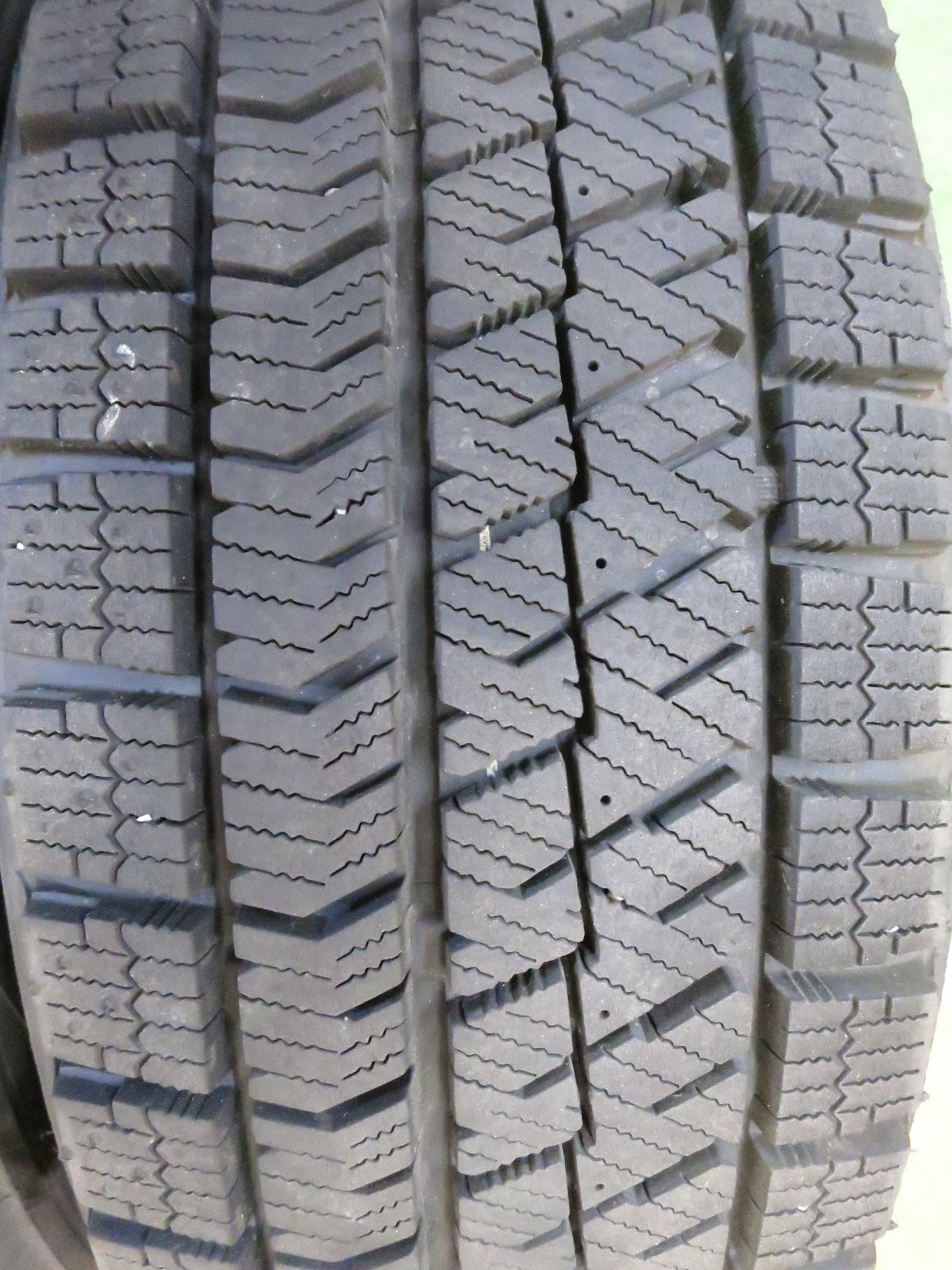 [送料無料]バリ溝！21年！キレイ！ほぼ10分★スタッドレス 165/65R14 ブリヂストン ブリザック VRX2 G-SPEED Gスピード 14インチ PCD100/4H★3021401Hス
