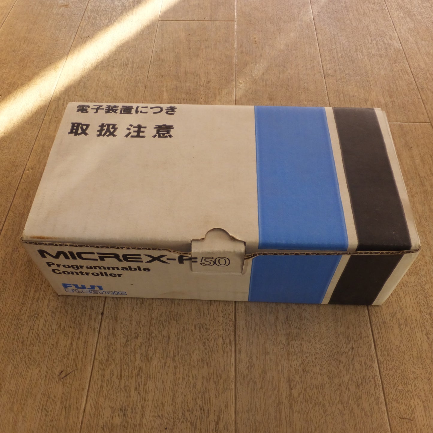 [送料無料]未使用★富士電機 MICREX-F50 プログラマブル コントローラ FLD005A-A10★