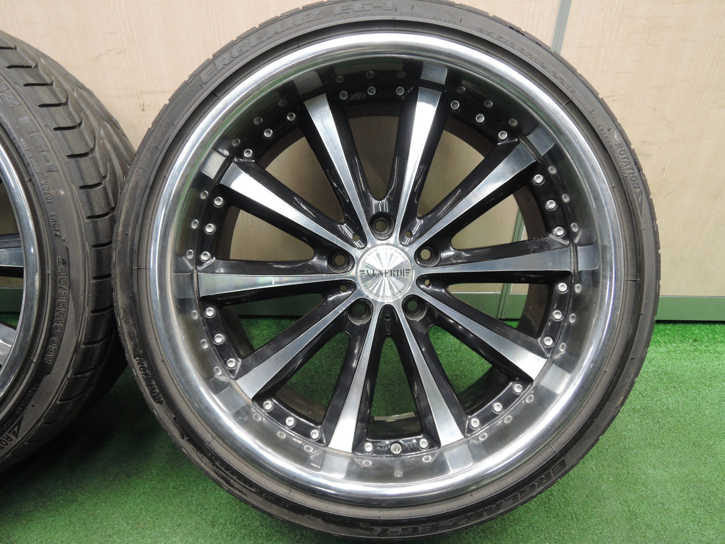 [送料無料]バリ溝！8.5分★215/35R19 245/35R19 VENERDi COSMIC トライアングル TR968 ブリヂストン ERGLANZ EG-1 ヴェネルディ PCD114.3/5H★3112510HAノ