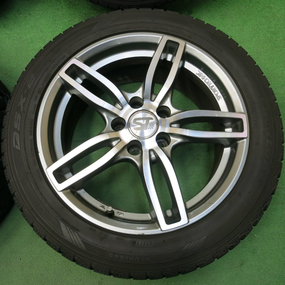 [送料無料]キレイ★アウディ 等 SPORT TECHNIC 225/50R17 スタッドレス ダンロップ DSX-2 17インチ スポーツテクニック 17インチ PCD112/5H★3071306イス