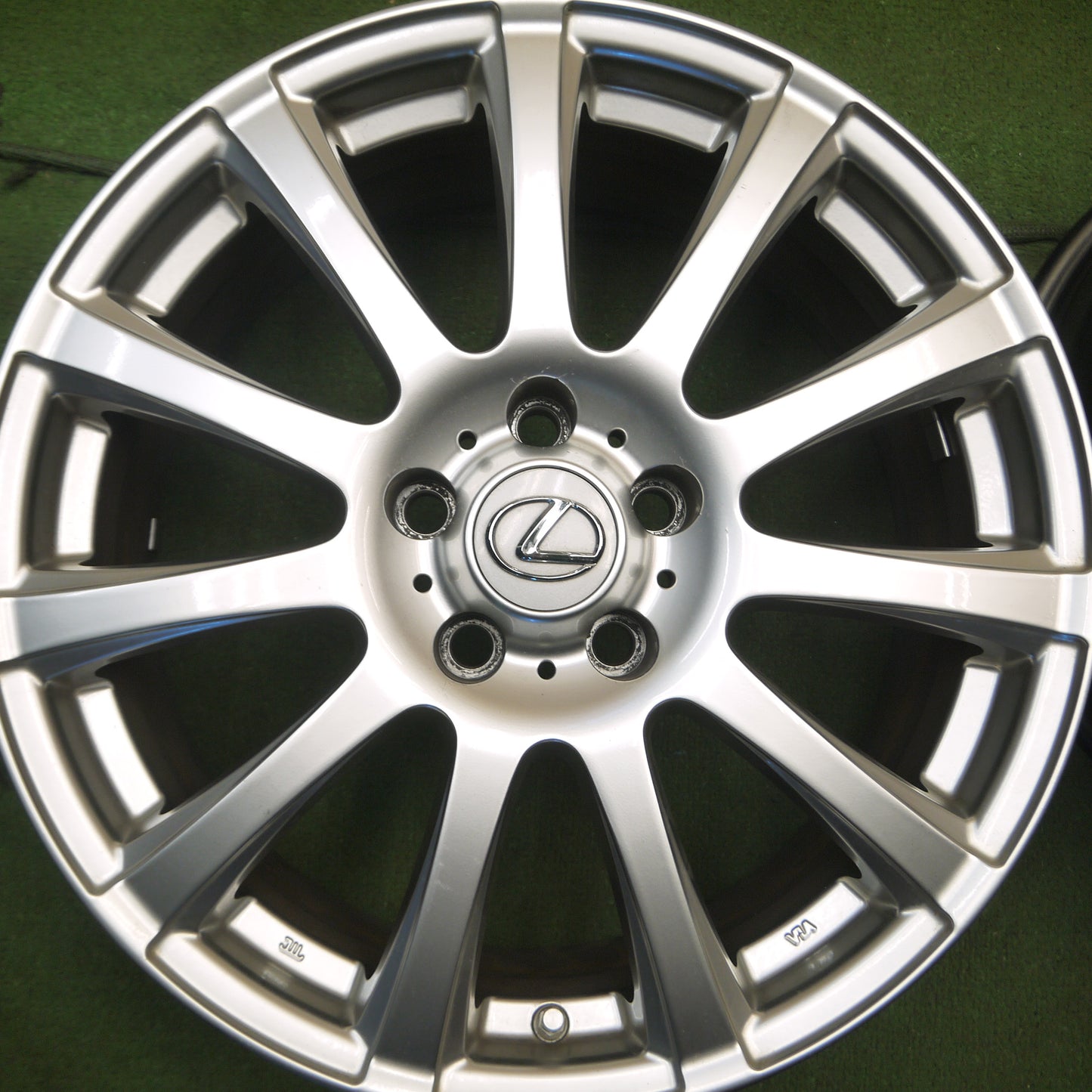 *送料無料*キレイ★レクサス 等 阿部商会 ホイール 18インチ ABE SHOKAI 18×7.5J PCD114.3/5H★3112004Hホ