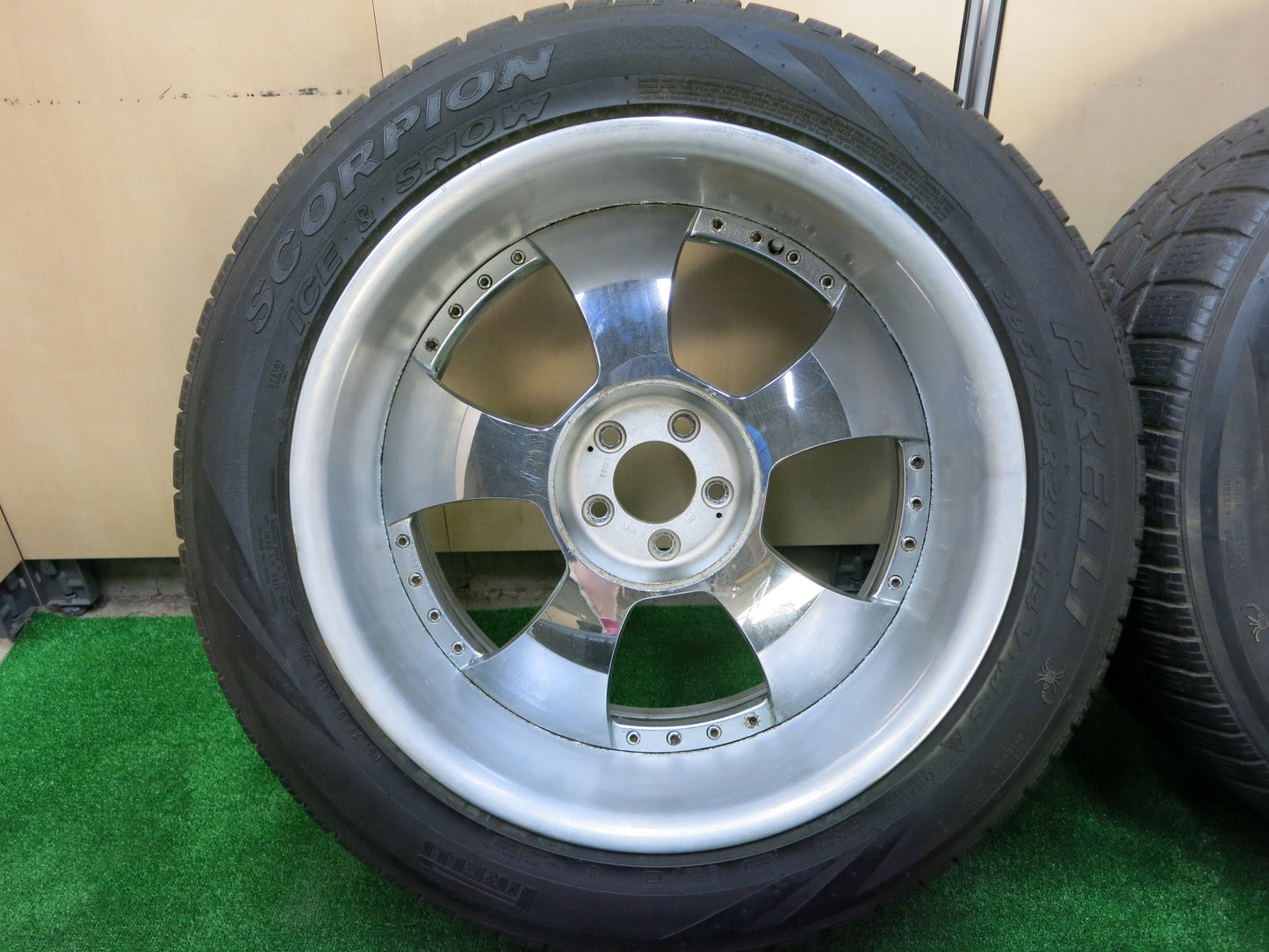 [送料無料]4本価格 超深リム★FABULOUS PROFOUND 295/45R20 スタッドレス ファブレス プロファンド ピレリ スコーピオン ICE&SNOW PCD112/5H★3031102ヒノ
