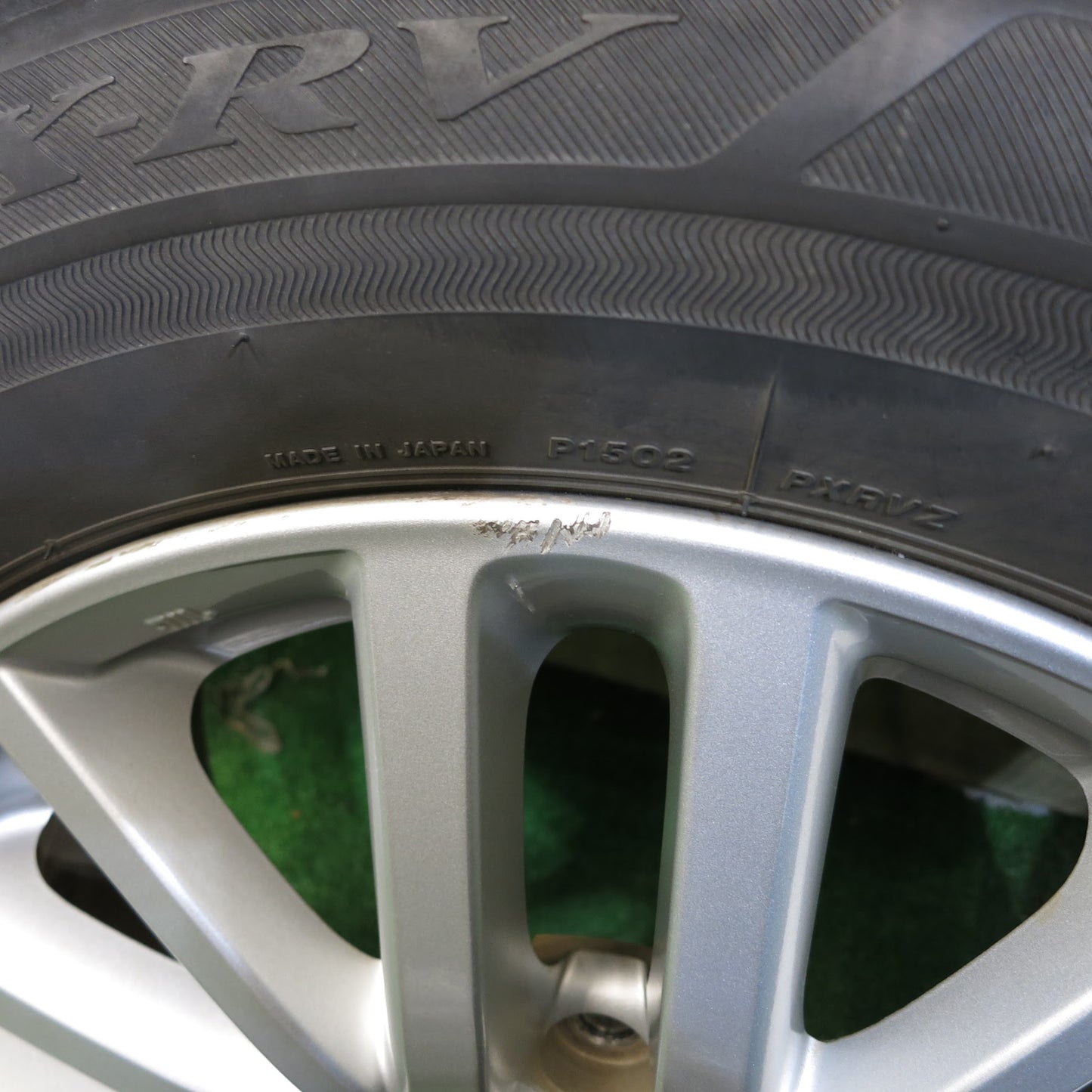 [送料無料]キレイ★日産 フーガ 純正 225/60R17 ブリヂストン プレイズ PX-RV 17インチ PCD114.3/5H★3050109Hノ