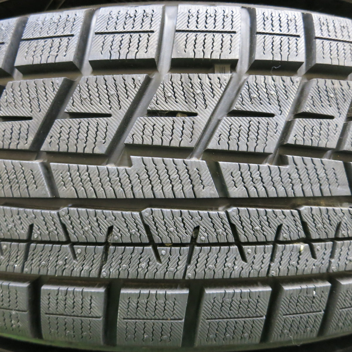 *送料無料*超バリ溝！21年！ほぼ10分★スタッドレス 185/70R14 ヨコハマ アイスガード iG60 G.speed Gスピード 14インチ PCD100/4H★3121207イス
