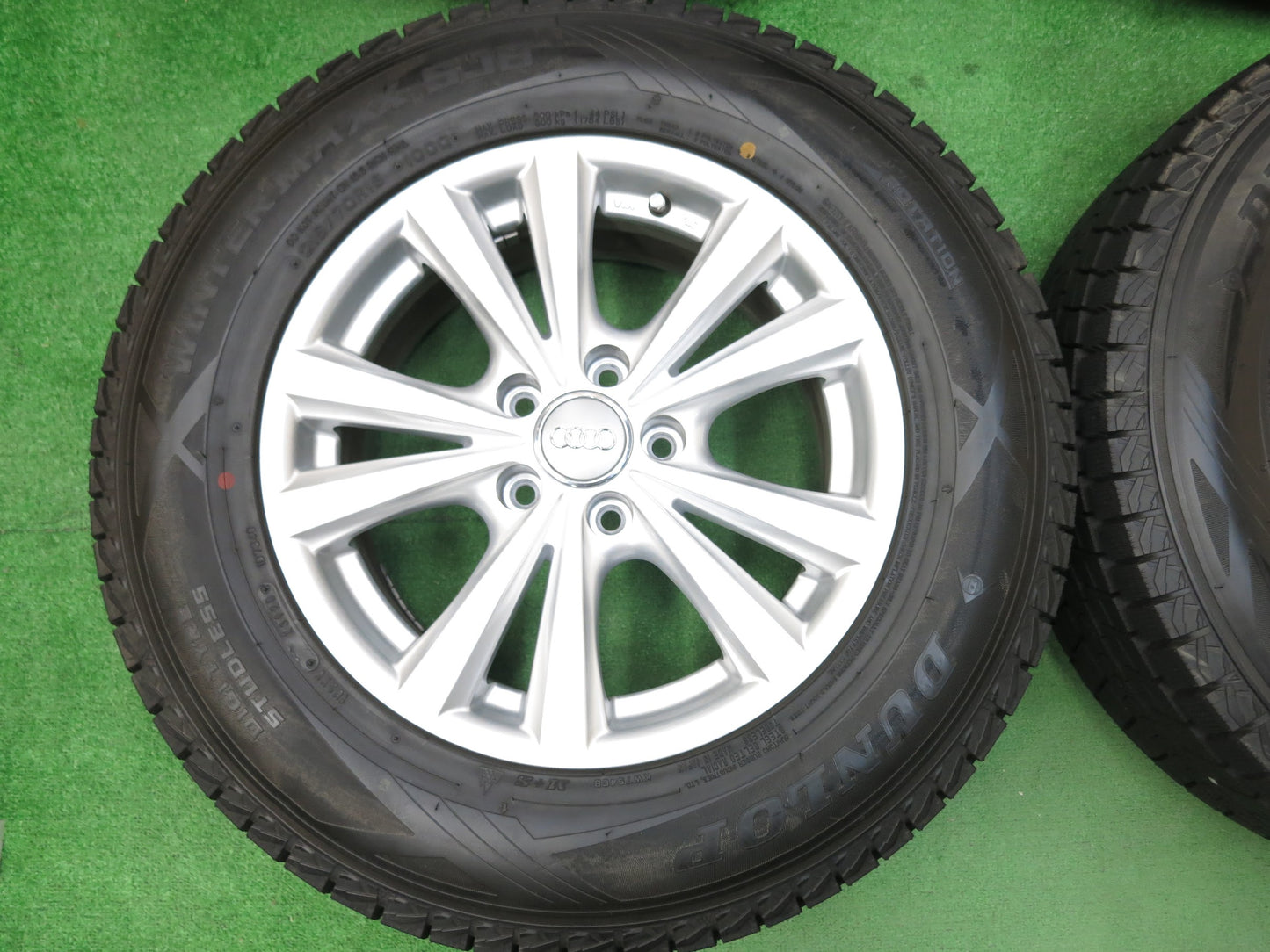 [送料無料]超バリ溝！20年！キレイ！ほぼ10分★アウディ 等 215/70R16 スタッドレス ダンロップ ウインターマックス SJ8 社外 アルミ PCD112/5H★3020111ヒス