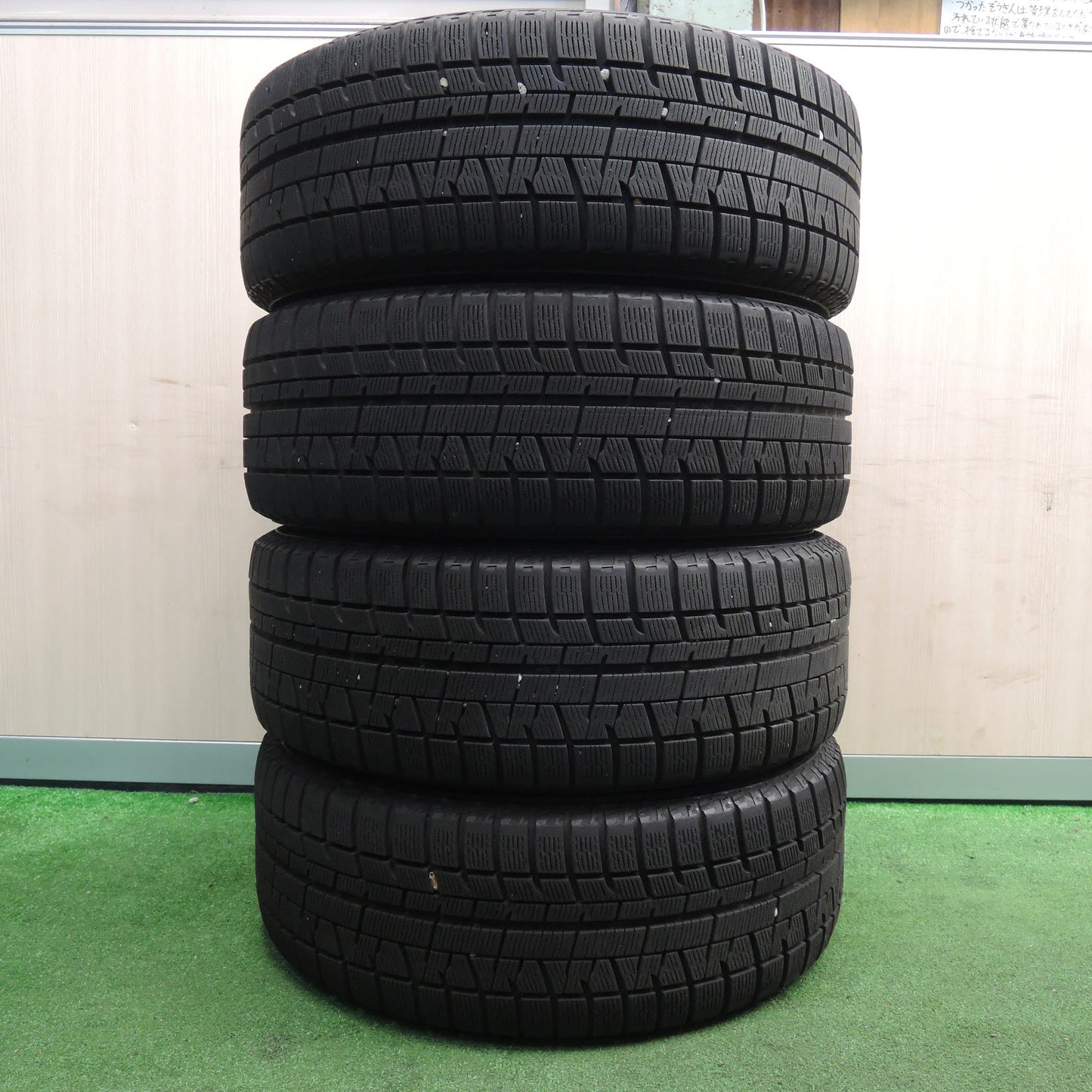 [送料無料]バリ溝！19年！キレイ！9.5分★スタッドレス 215/50R17 ヨコハマ アイスガード iG50 プラス GRASS グラス 17インチ PCD114.3/5H★3111302NJス