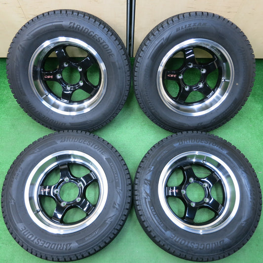 *送料無料*バリ溝!21年!キレイ!9.5分★スタッドレス 215/70R16  ブリヂストン ブリザック DM-V3 CST 16インチ PCD139.7/5H★4010401イス