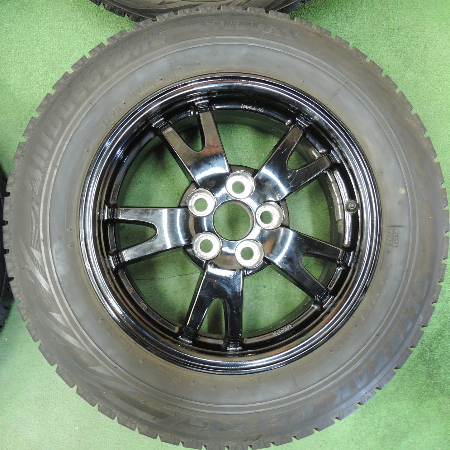 [送料無料]4本価格★トヨタ 30系 プリウス 純正 195/65R15 スタッドレス ブリヂストン ブリザック REVO GZ 15インチ PCD100/5H★3100201KKス