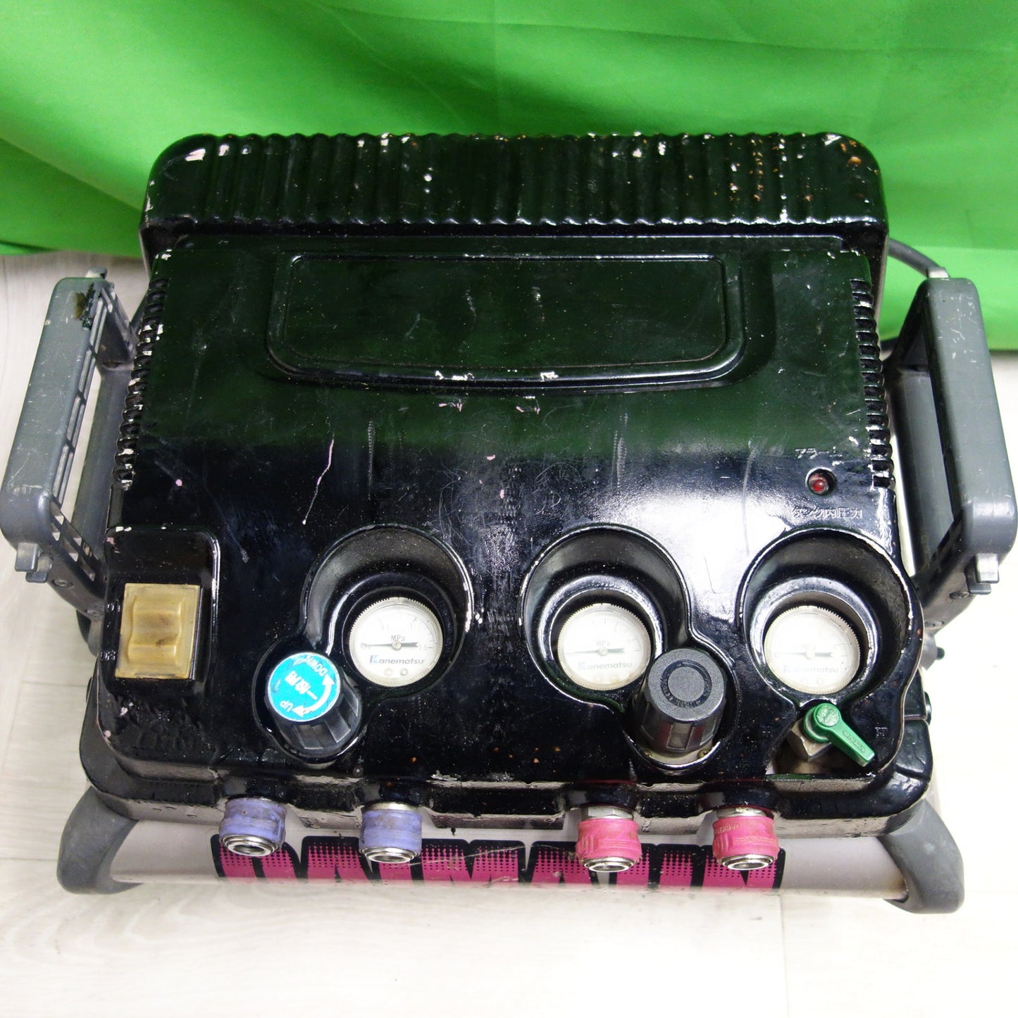 [送料無料] ☆カネマツ DAIMAJIN エア コンプレッサ KP-3310 兼松 エアー コンプレッサー☆