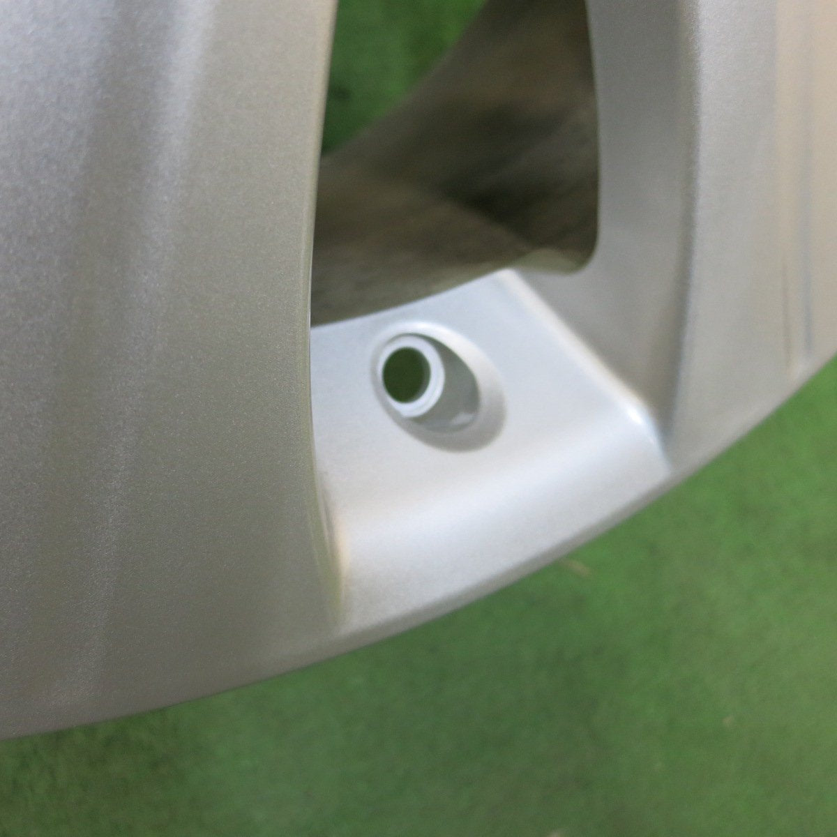 [送料無料]キレイ★レクサス 10系 GS300h 純正 ホイール 17インチ 17×7.5J PCD114.3/5H★3101403イホ