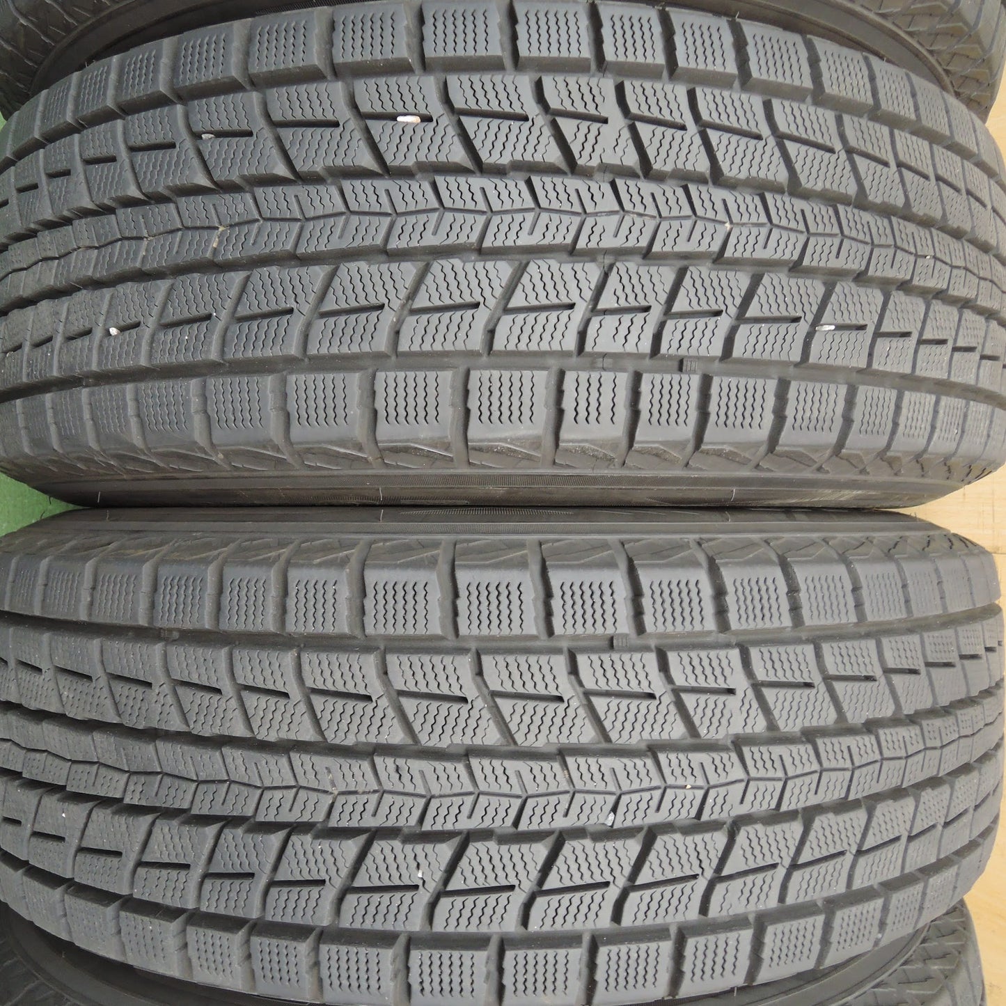 [送料無料]キレイ★スタッドレス 225/65R17 ダンロップ ウインターマックス SJ8 AIRNOVA エアノヴァ 17インチ PCD114.3/5H★3091904クス