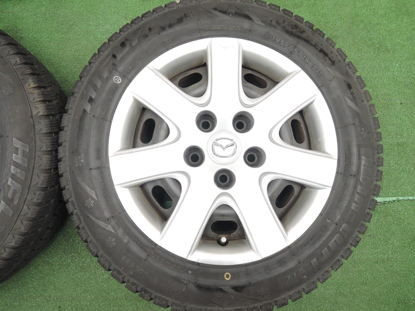 [送料無料]バリ溝！20年！9.5分★マツダ アクセラ 純正 スチール 195/65R15 スタッドレス ハイフライWin-turi212 PCD114.3/5H★3112514HAス
