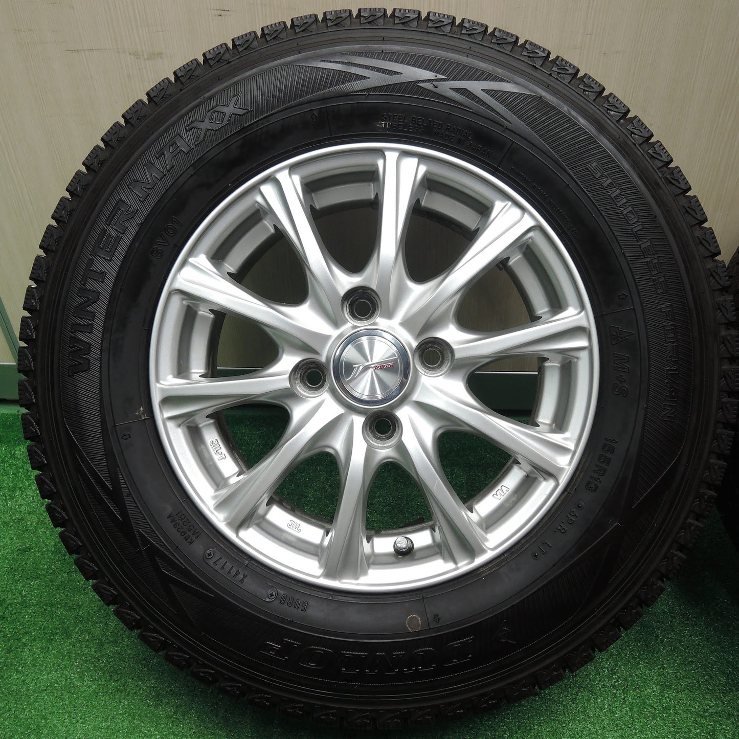 [送料無料]バリ溝！キレイ！9.5分★スタッドレス 165R13 6PR ダンロップ ウインターマックス SV01 JOKER weds ジョーカー 13インチ PCD100/4H★3081706NJス