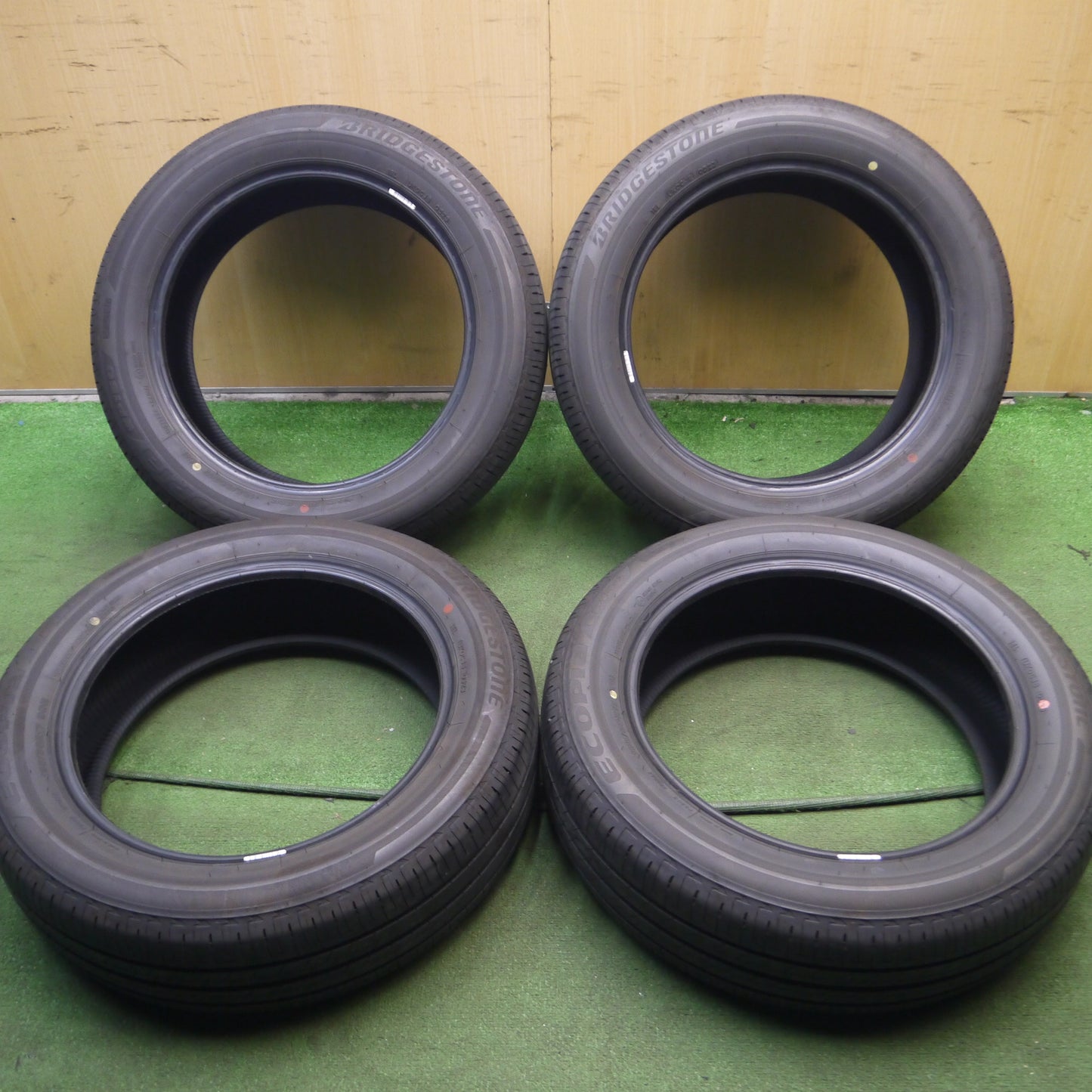 *送料無料*バリ溝！23年！ほぼ10分★195/60R17 ブリヂストン エコピア EP150 タイヤ 17インチ ライズ ロッキー 等★3121903Hノタ
