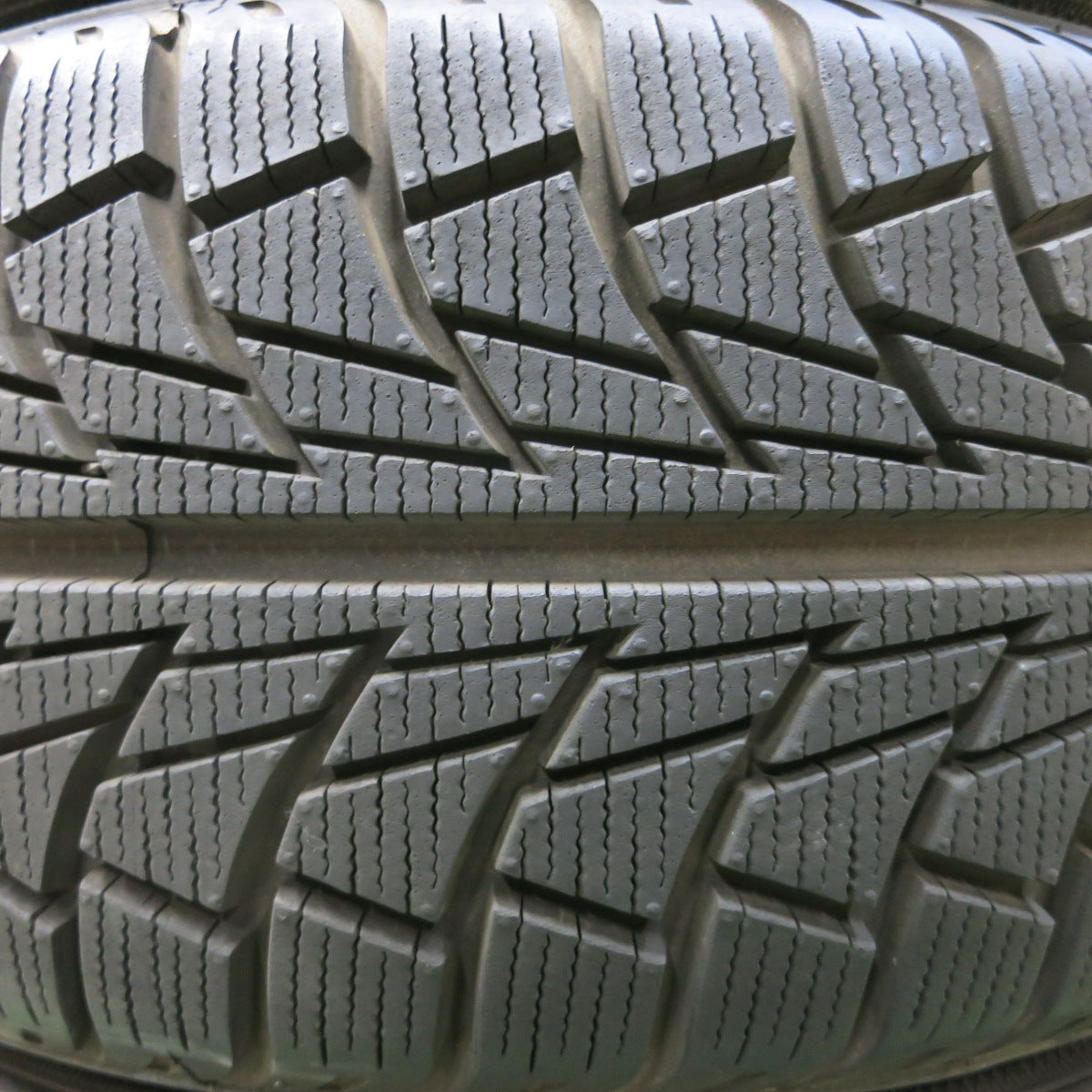 *送料無料*超バリ溝！ほぼ10分★日産 R32 GTR 純正 鍛造 225/55R16 スタッドレス ナンカン SNOW VIVA SV-1 PCD114.3/5H★3102808イス