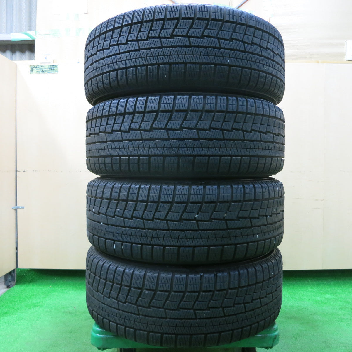 *送料無料*超バリ溝！21年！ほぼ10分★スタッドレス 225/55R17 ヨコハマ アイスガード iG60 AXEL Three アクセル 17インチ PCD100/5H★3120501イス